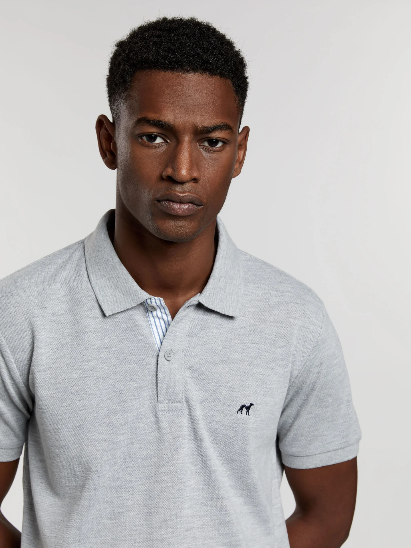 89 edition slim fit piqué polo shirt with striped fabric inside placket - Image 11