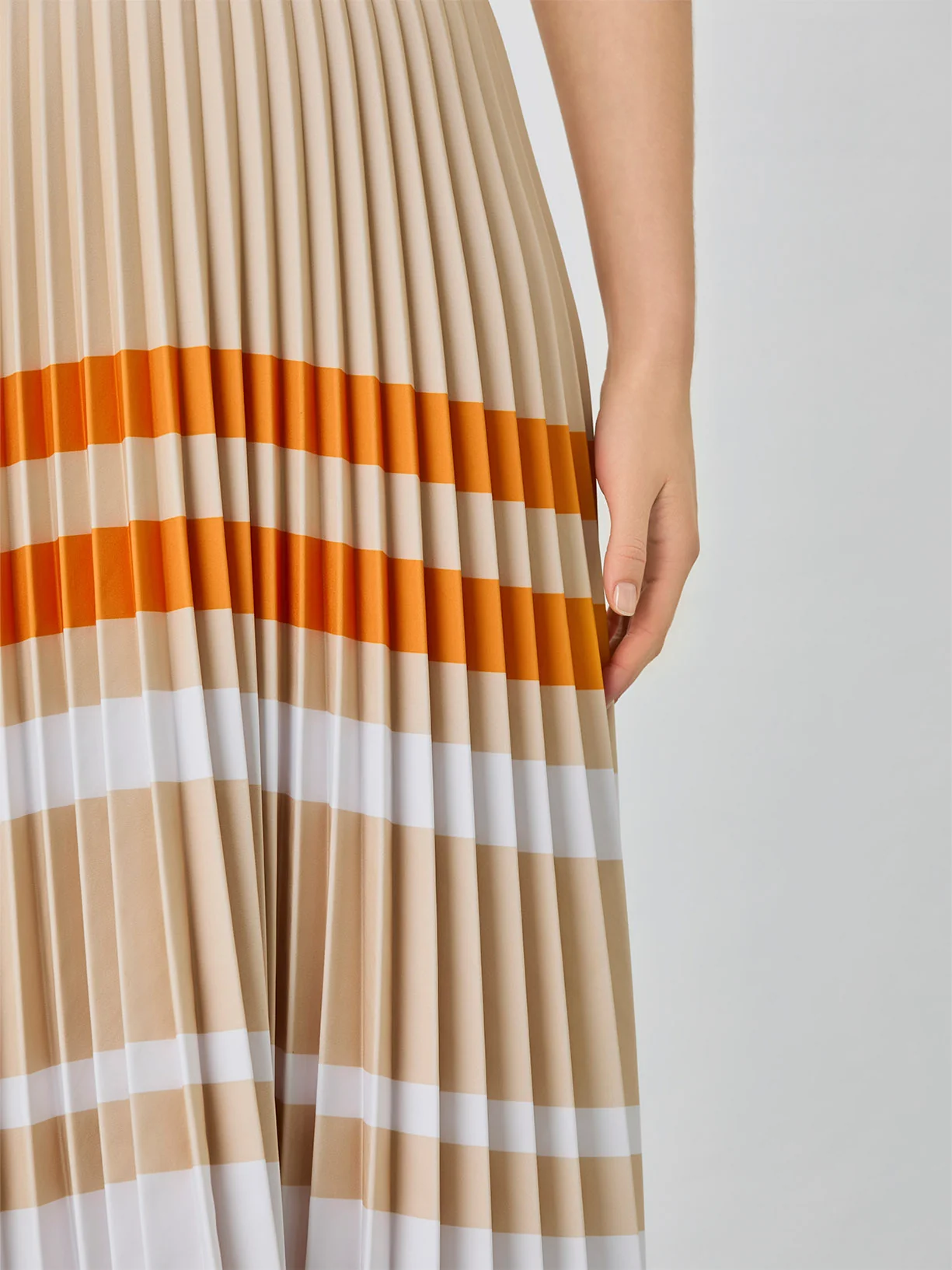 Asymmetric Pleated Skirt With Stripes - Image 4