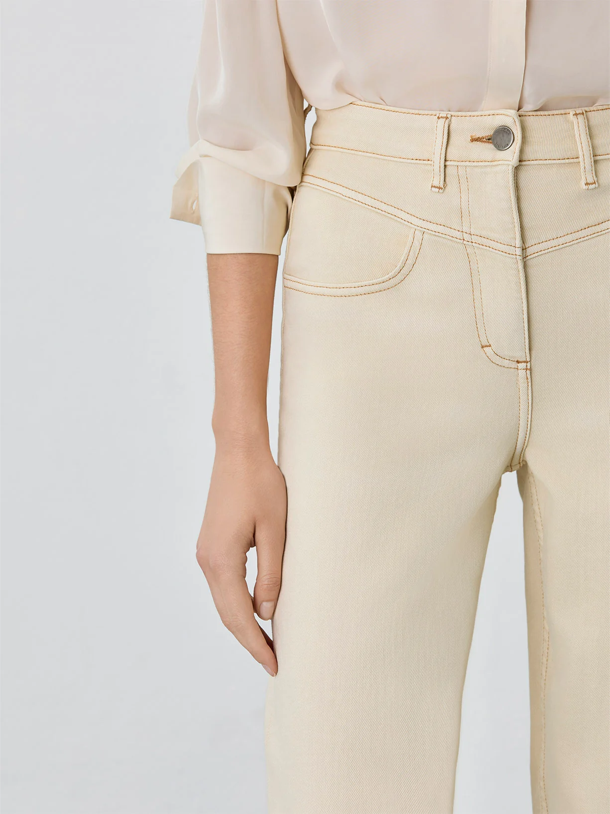 Baloon Denim Jeans - Image 7