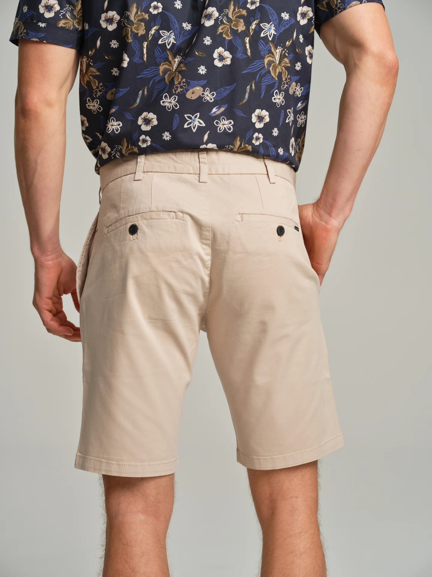 Basic bermuda shorts - Image 4