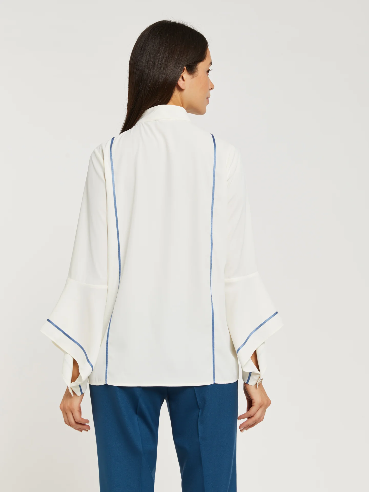Bell sleeve blouse - Image 2