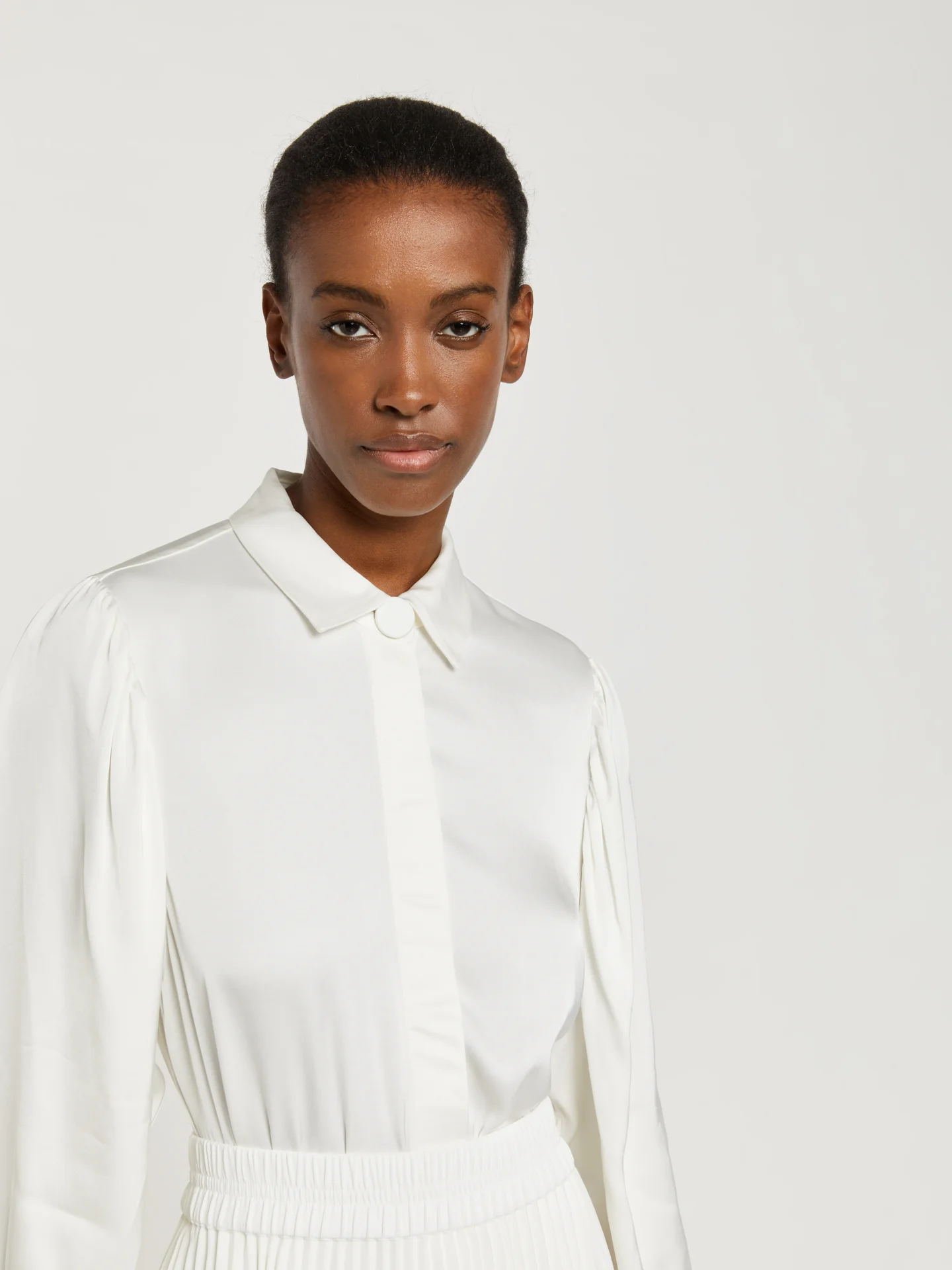 Blouse with big sleeves - Image 5