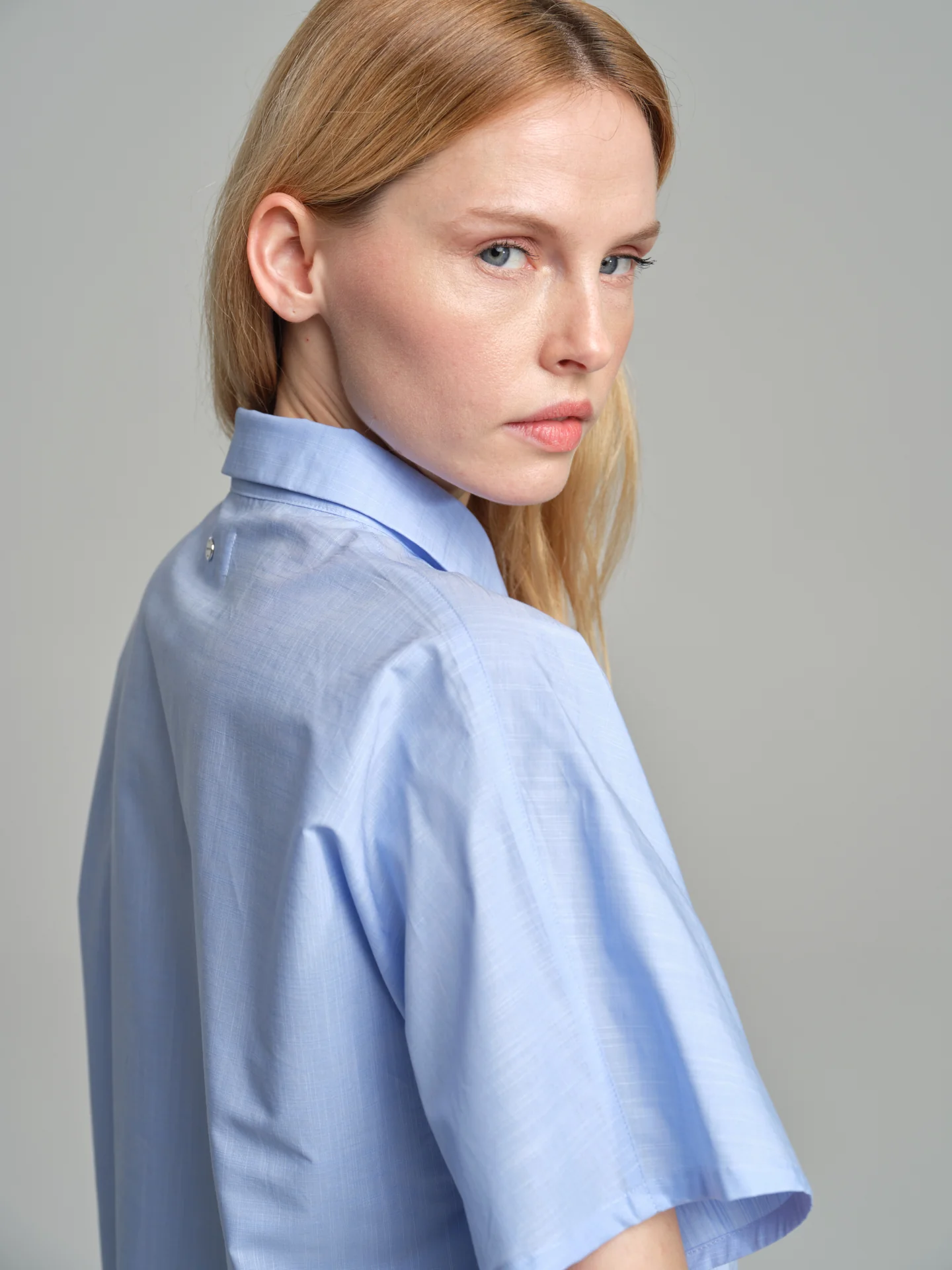 Casual loose fit oversize shirt - Image 4
