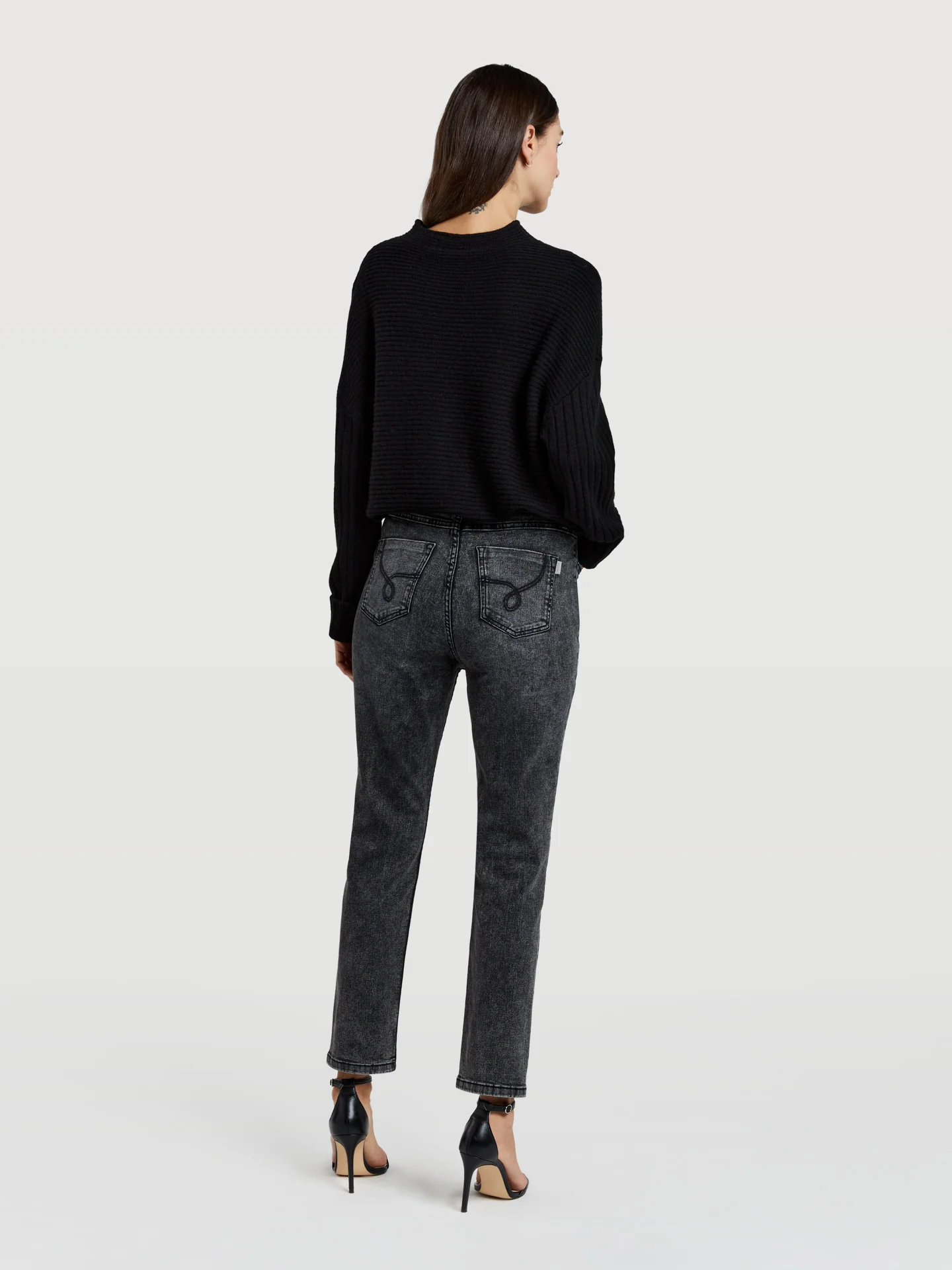 Classic regular leg black jeans - Image 2