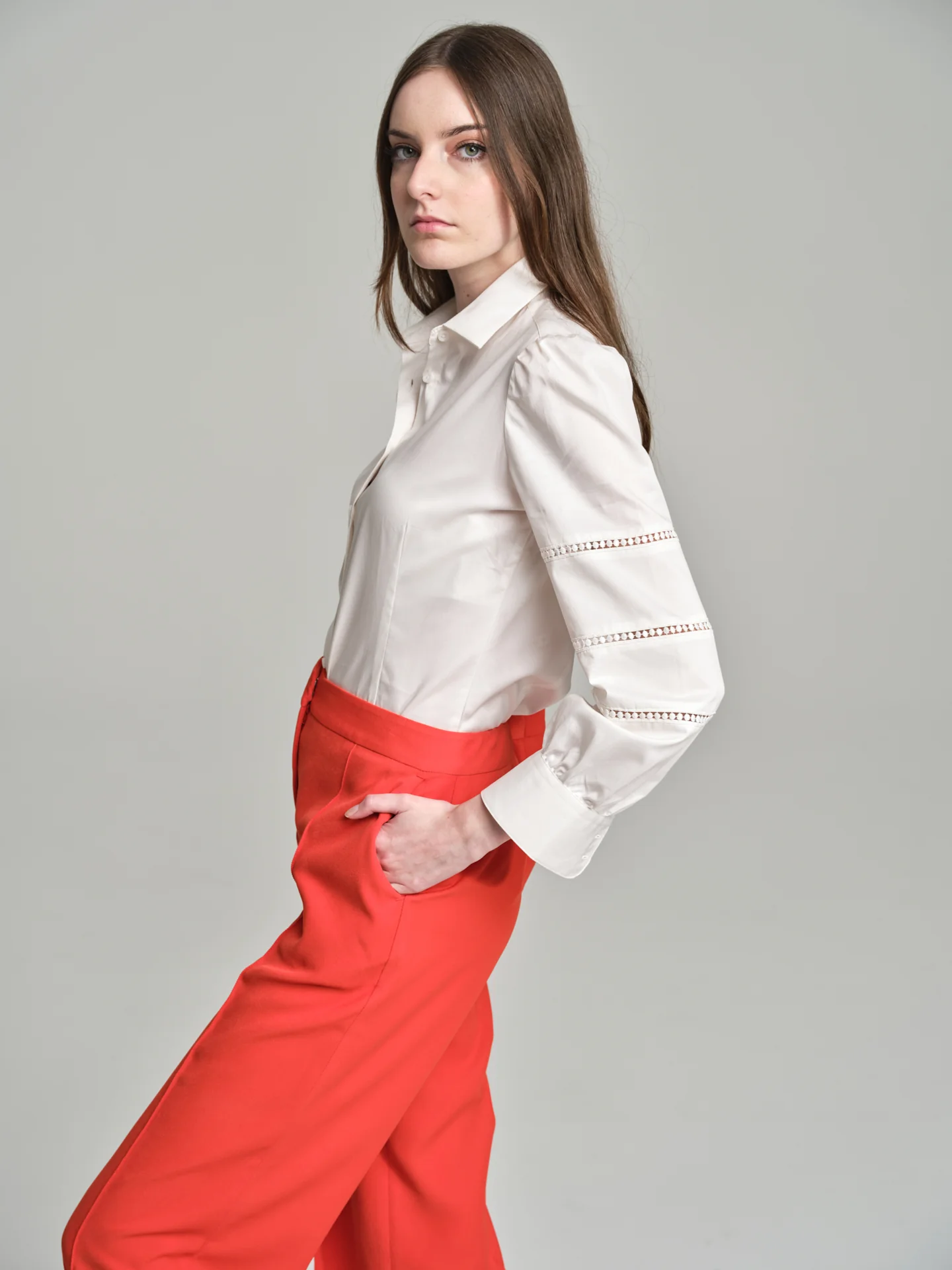 Classic slim fit volume sleeves shirt with inserted detail - Image 2