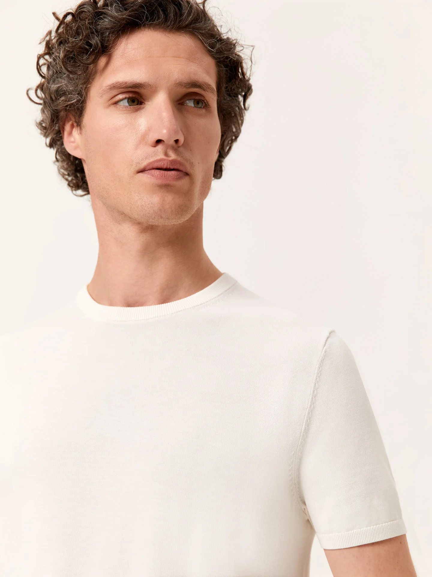 Crew Neck Sweater With Short Sleeves In Cotton and Silk Blend - Image 10