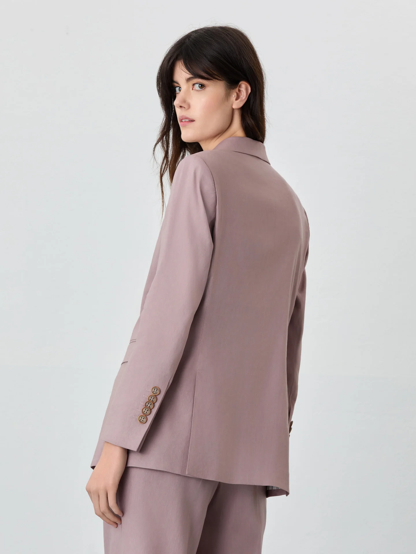 Double-Breasted Suit Blazer In Viscose Linen Blend - Image 3
