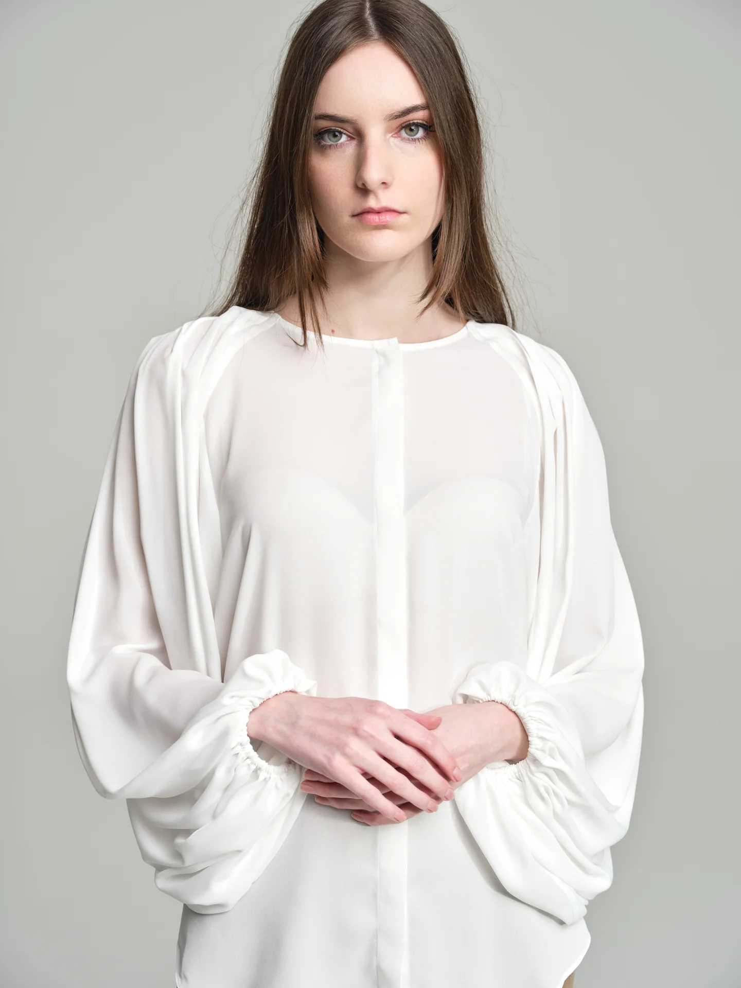 Fancy blouse with pleated detail - Image 4