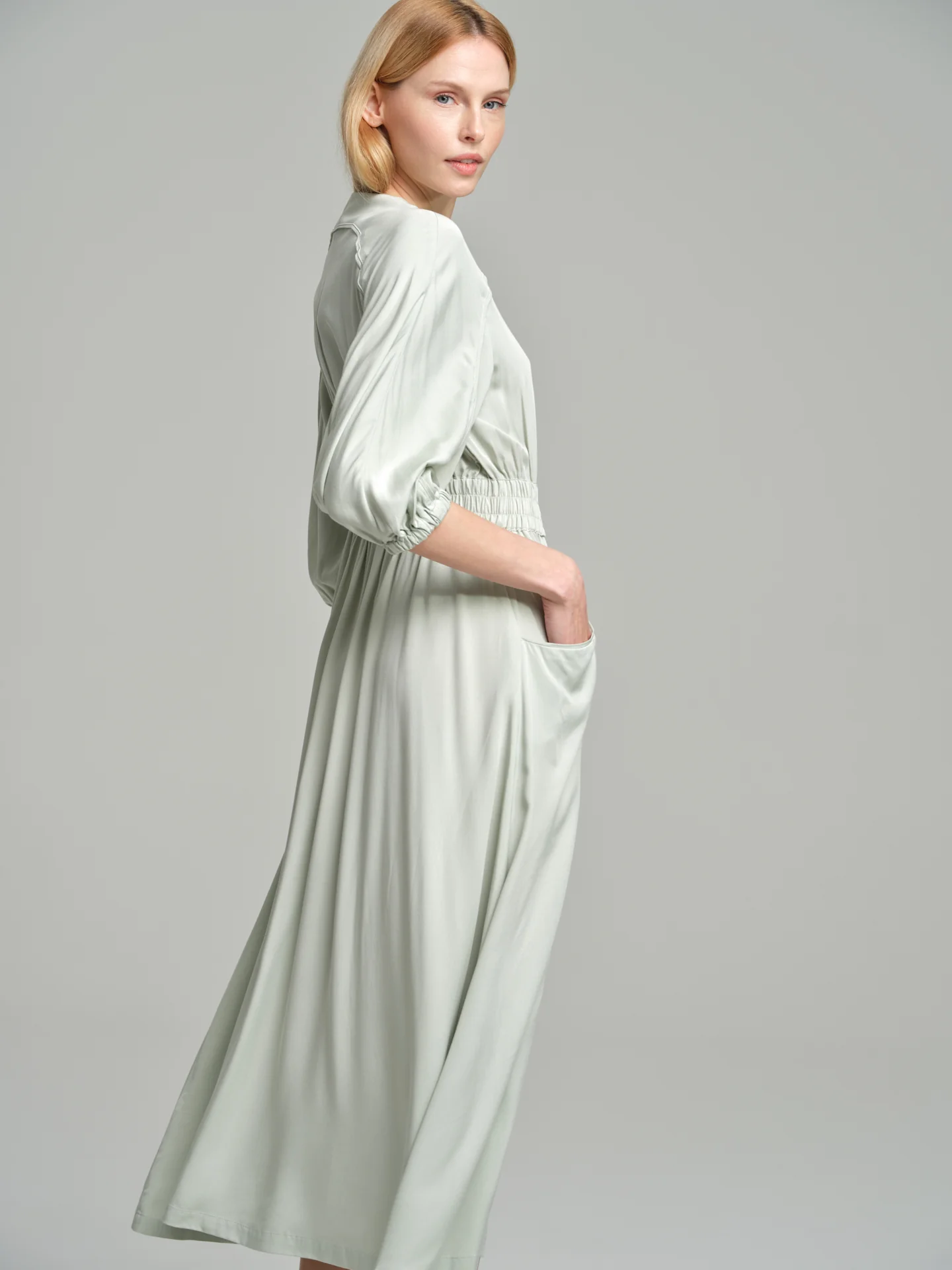 Fancy-buckled long dress - Image 3