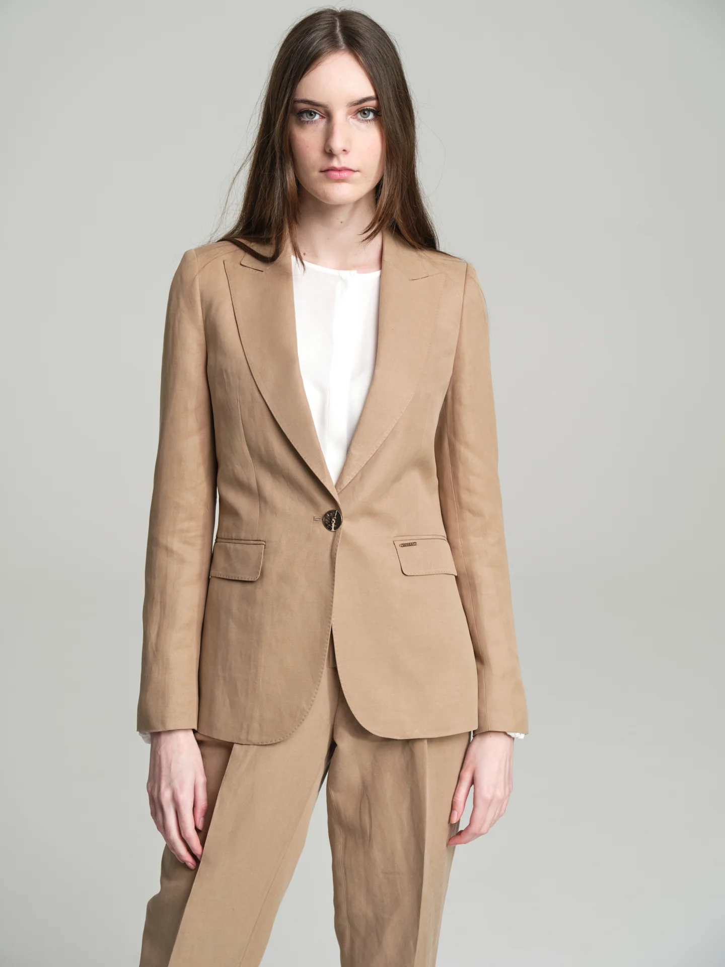 Fancy slim fit single-breasted blazer in luxury mixed silk fabric - Image 2