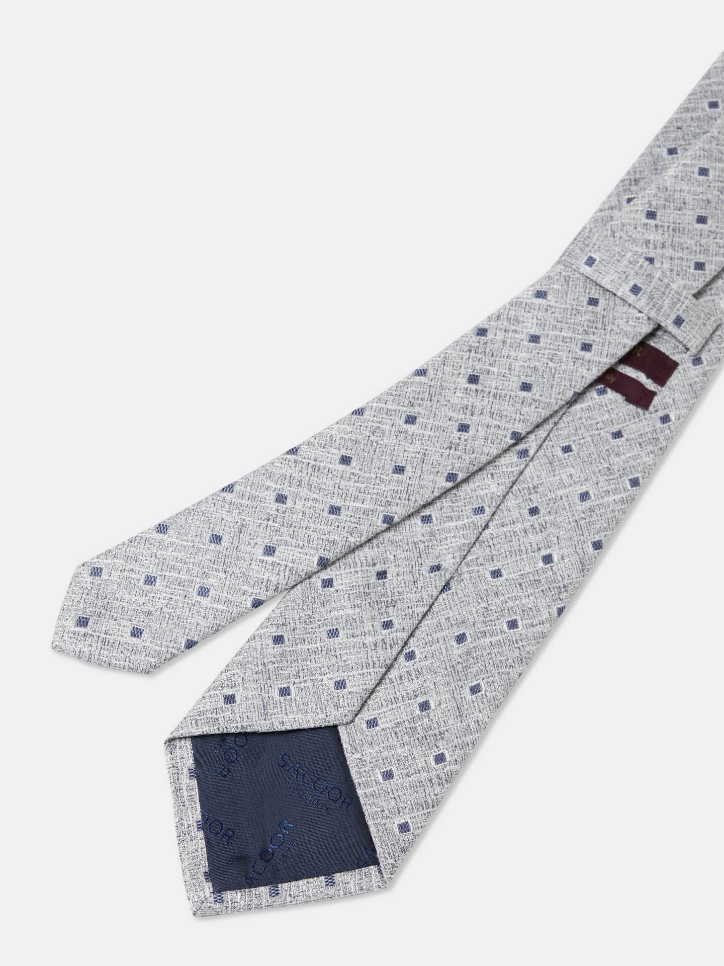 Geometric Pattern Tie 100% silk 8cm - Image 4