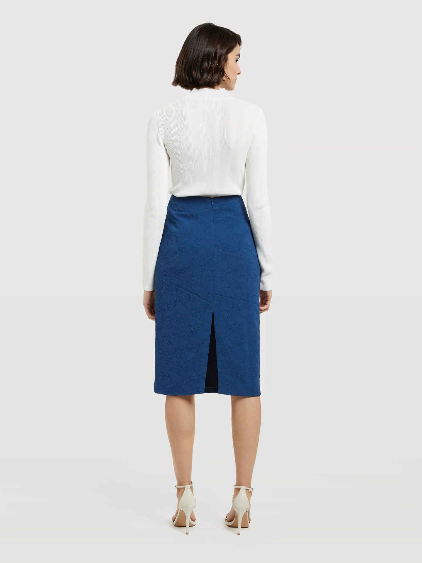Knots Jacquard Pencil Skirt - Image 2
