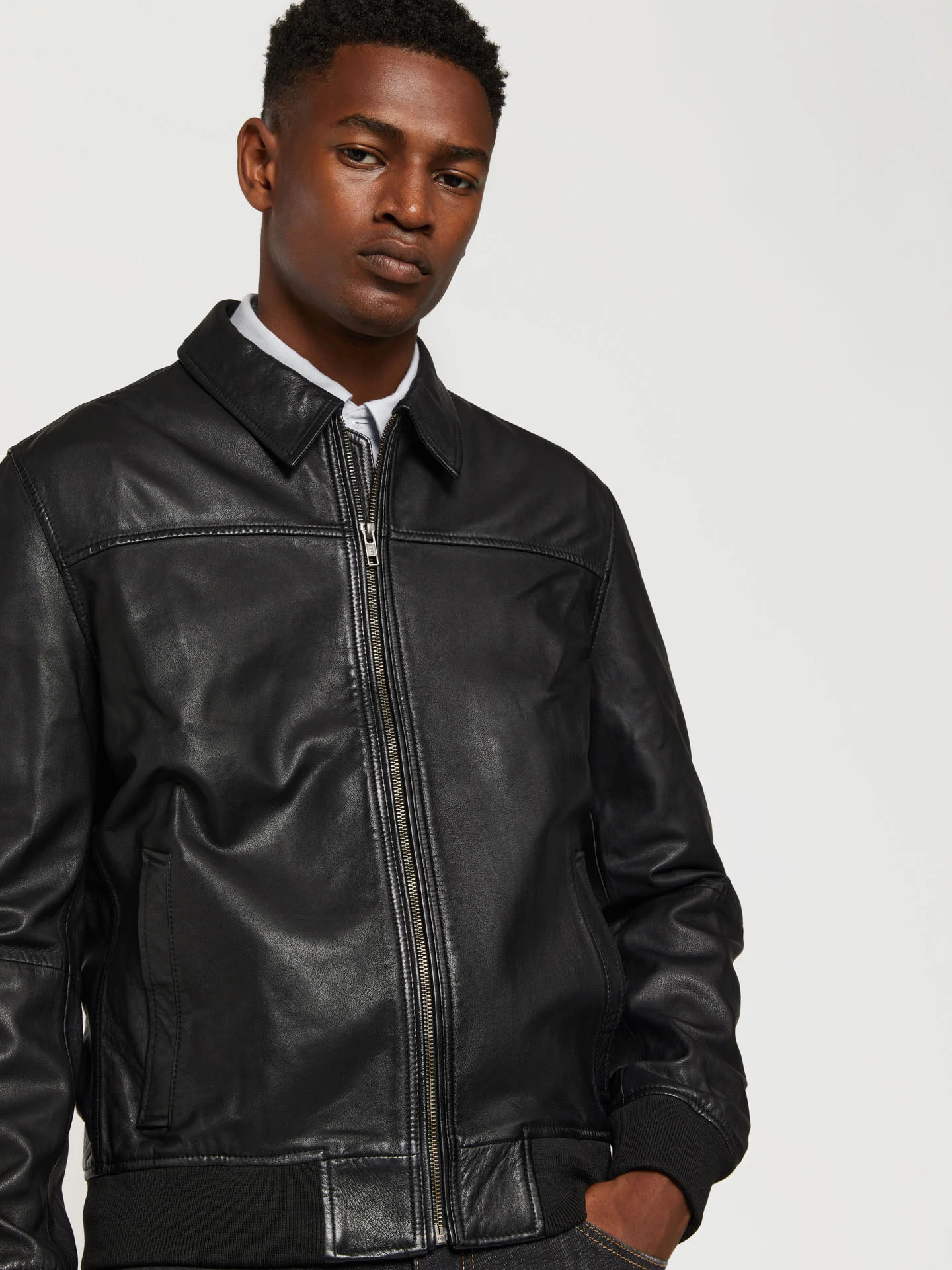 Leather bomber jacket - Image 2