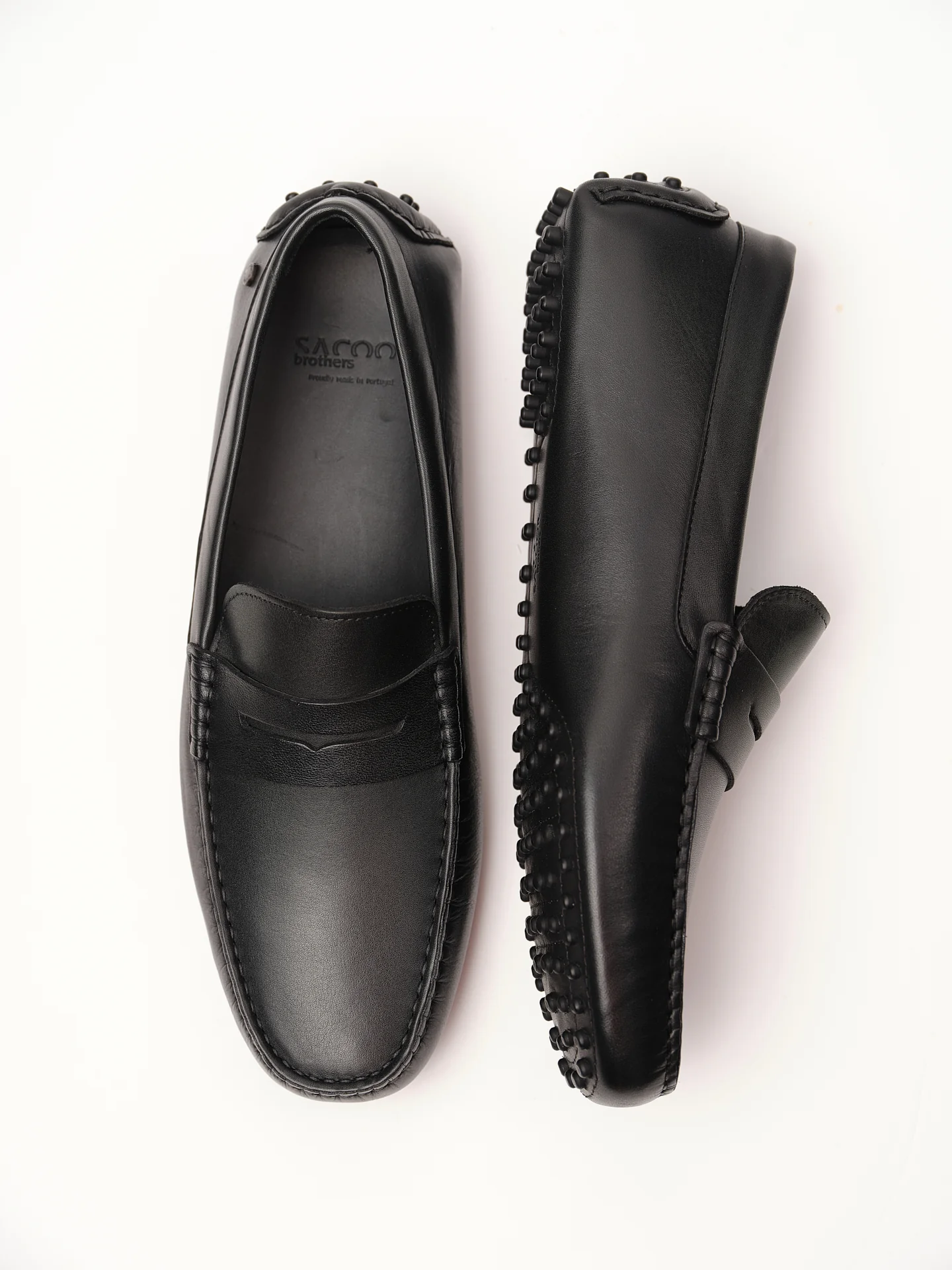 Leather drivers with recycled rubber pittons