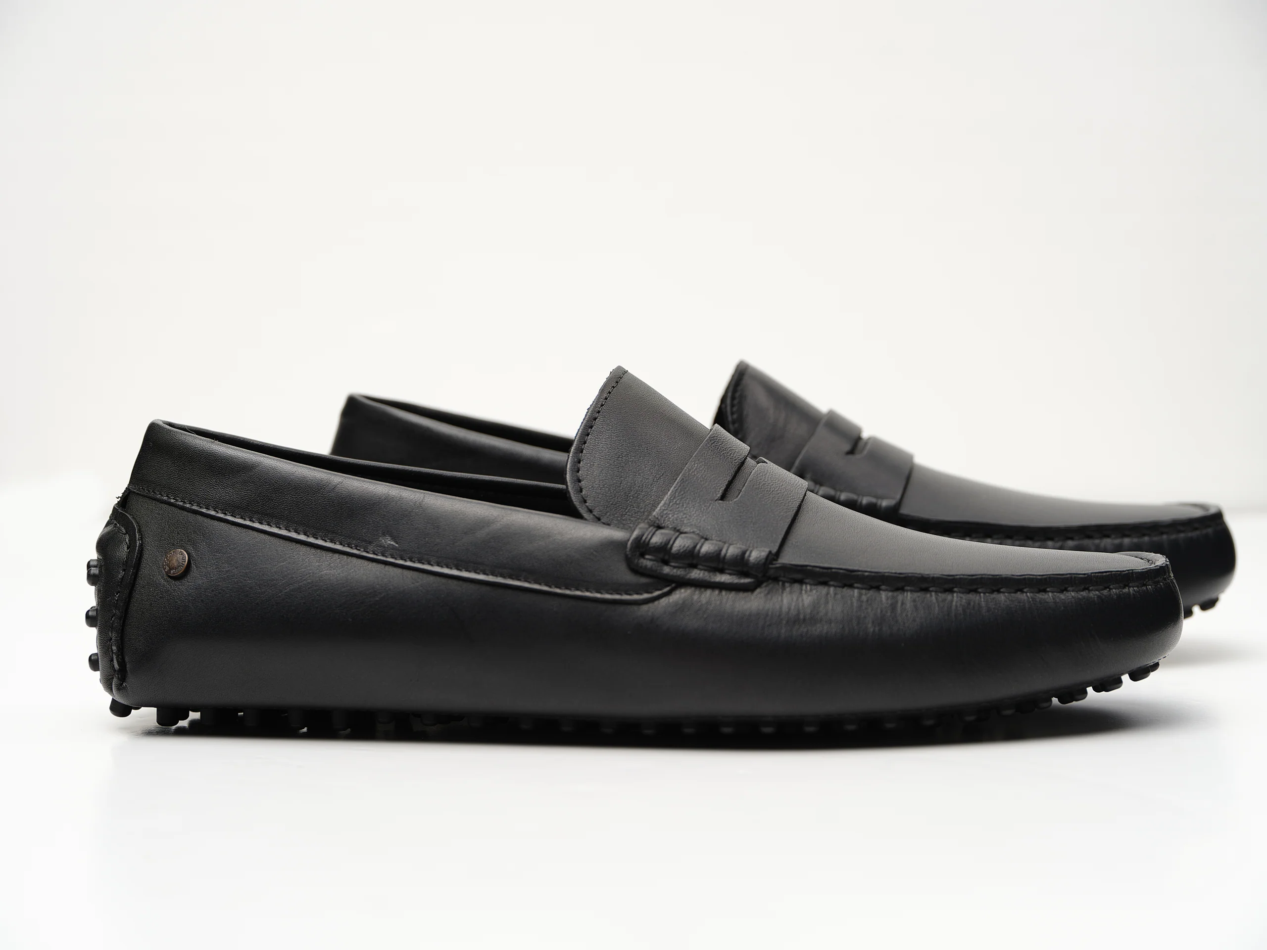 Leather drivers with recycled rubber pittons - Image 4