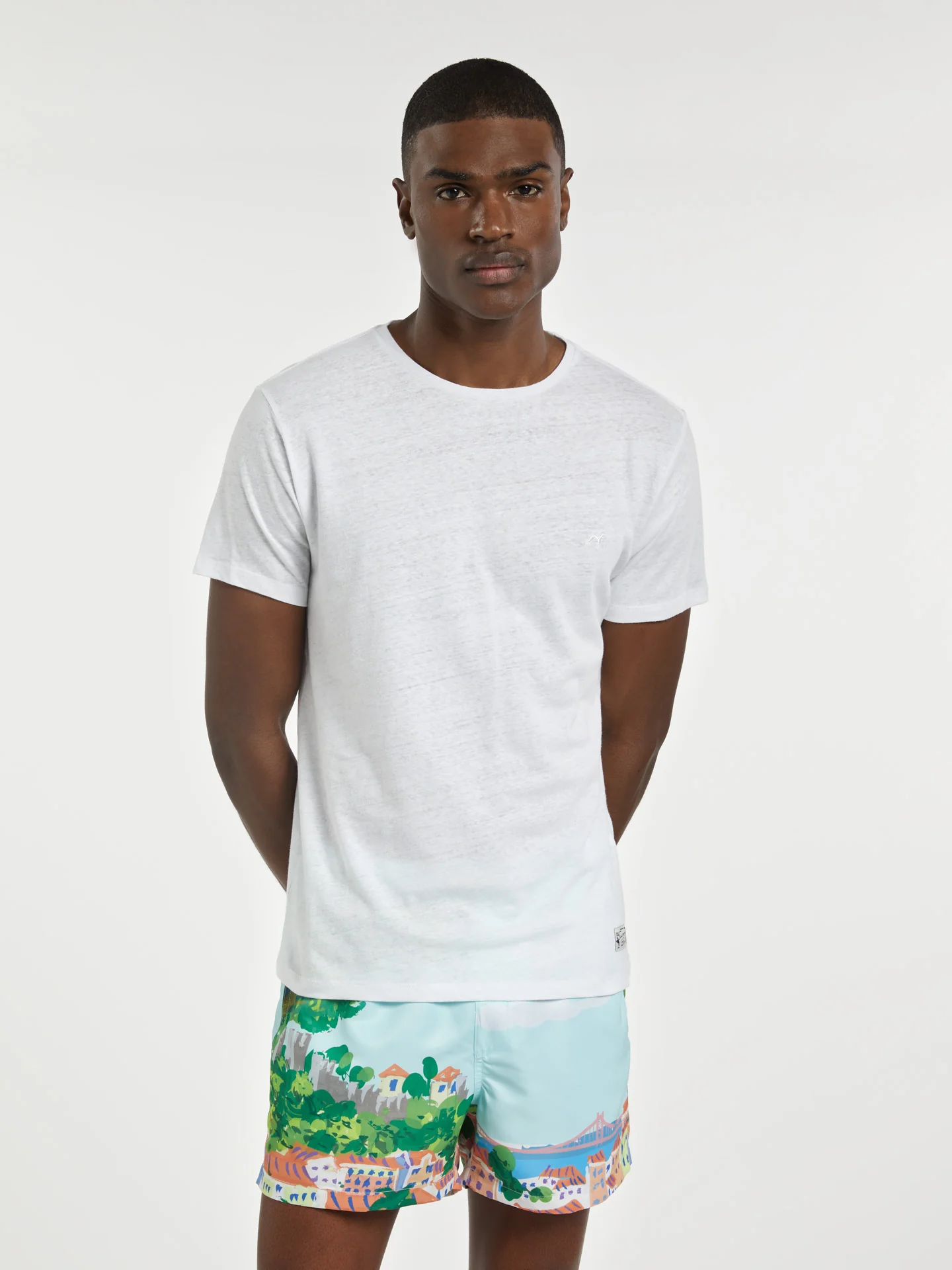 Linen and Cotton blend T-shirt - Image 12