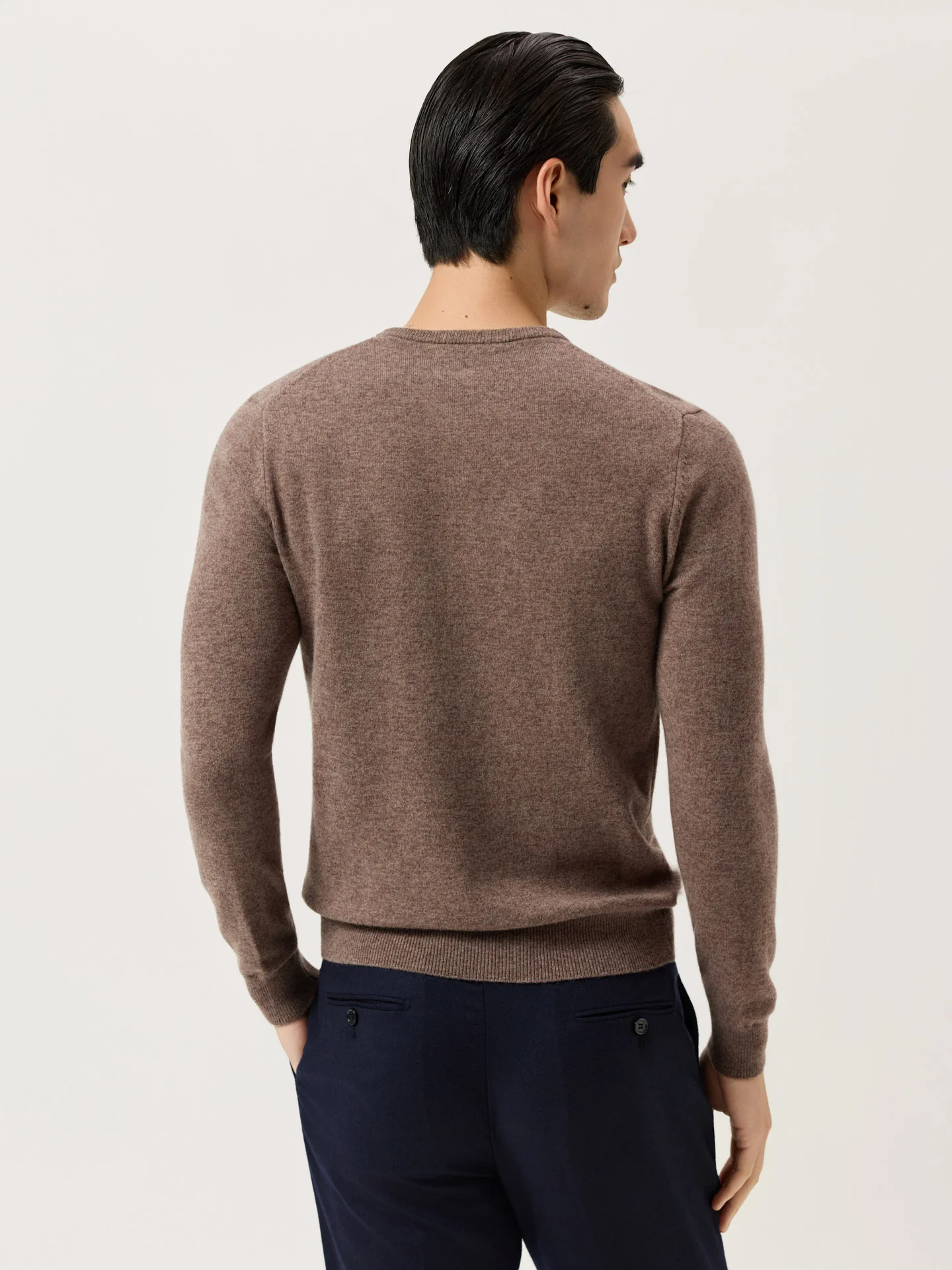 Long Sleeve Crew Neck Sweater In Fine Lambswool - Image 15