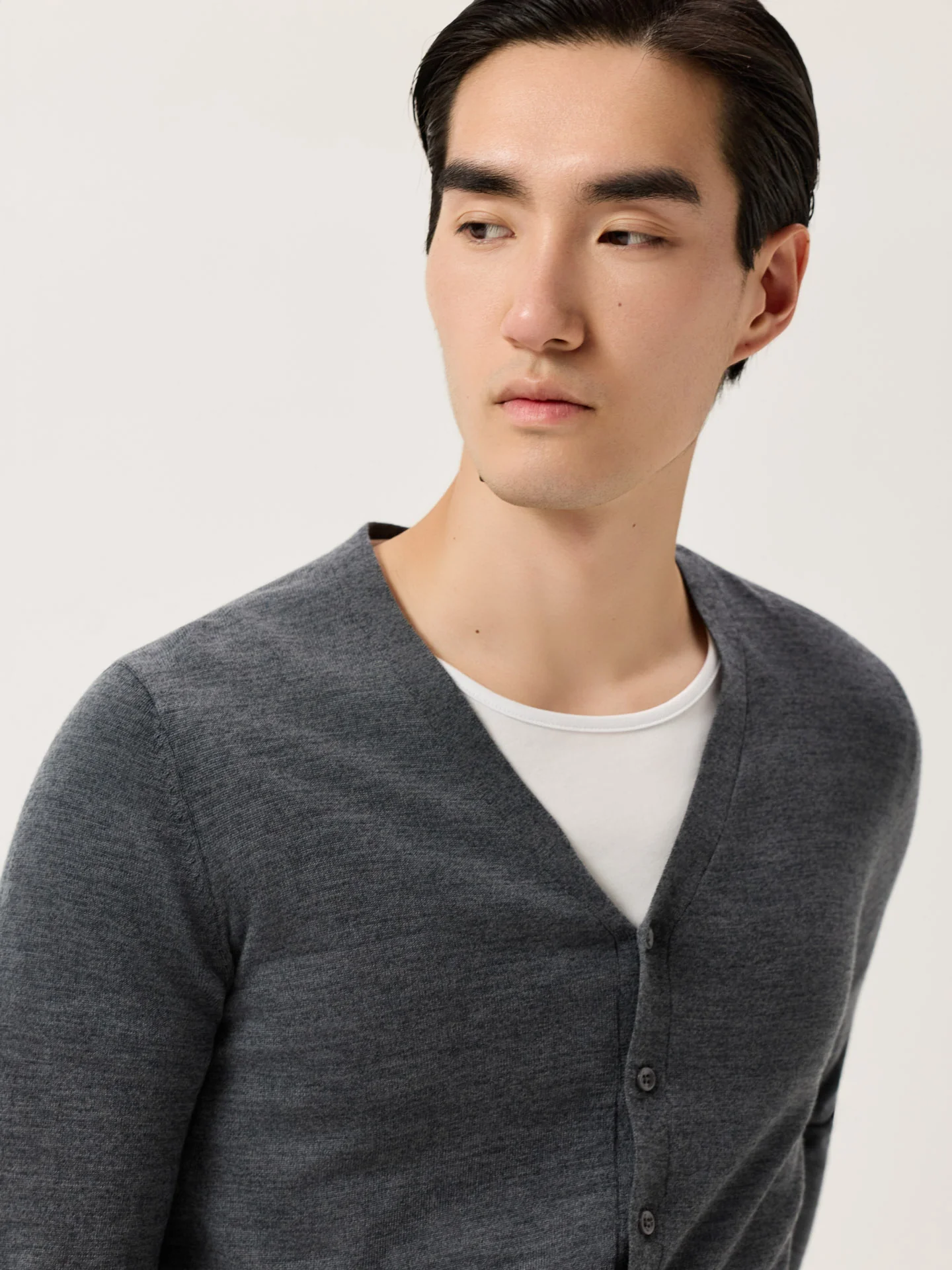 Long-Sleeve Extra Fine Merino Wool Cardigan - Image 5