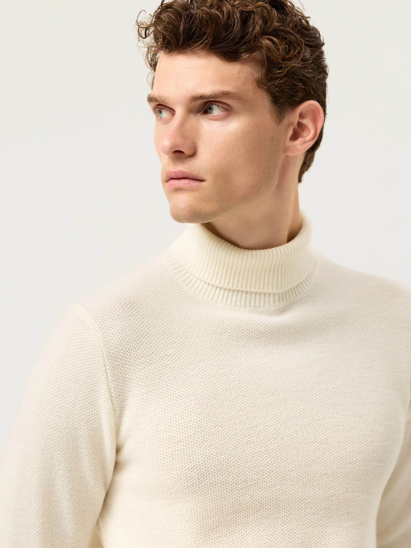 Long Sleeve Turtleneck Sweater With Fancy Stitch In Pure Lambswool - Image 10