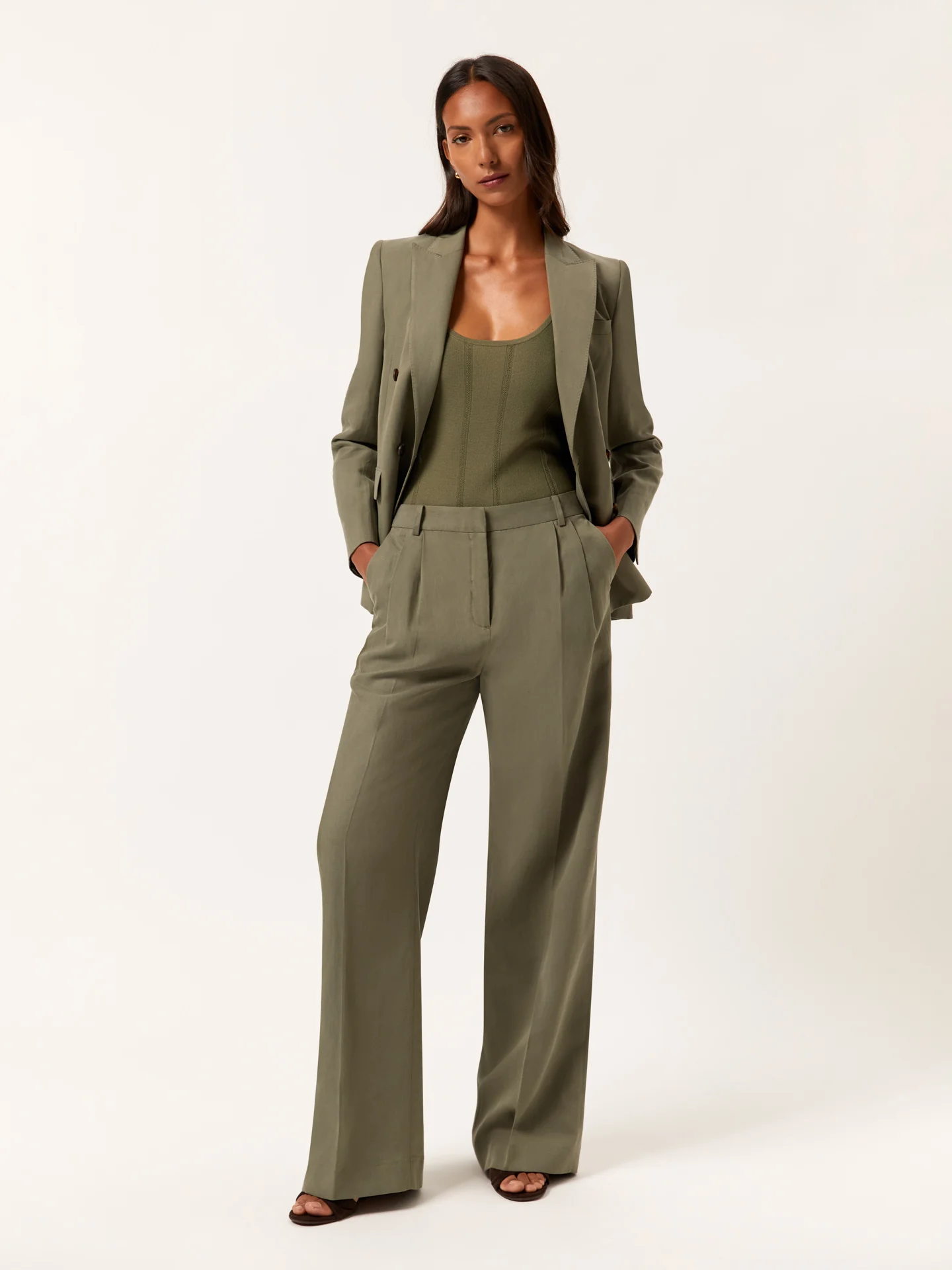 Loose Fit Trousers In Lyocell Linen & Cotton Blend With Pleats