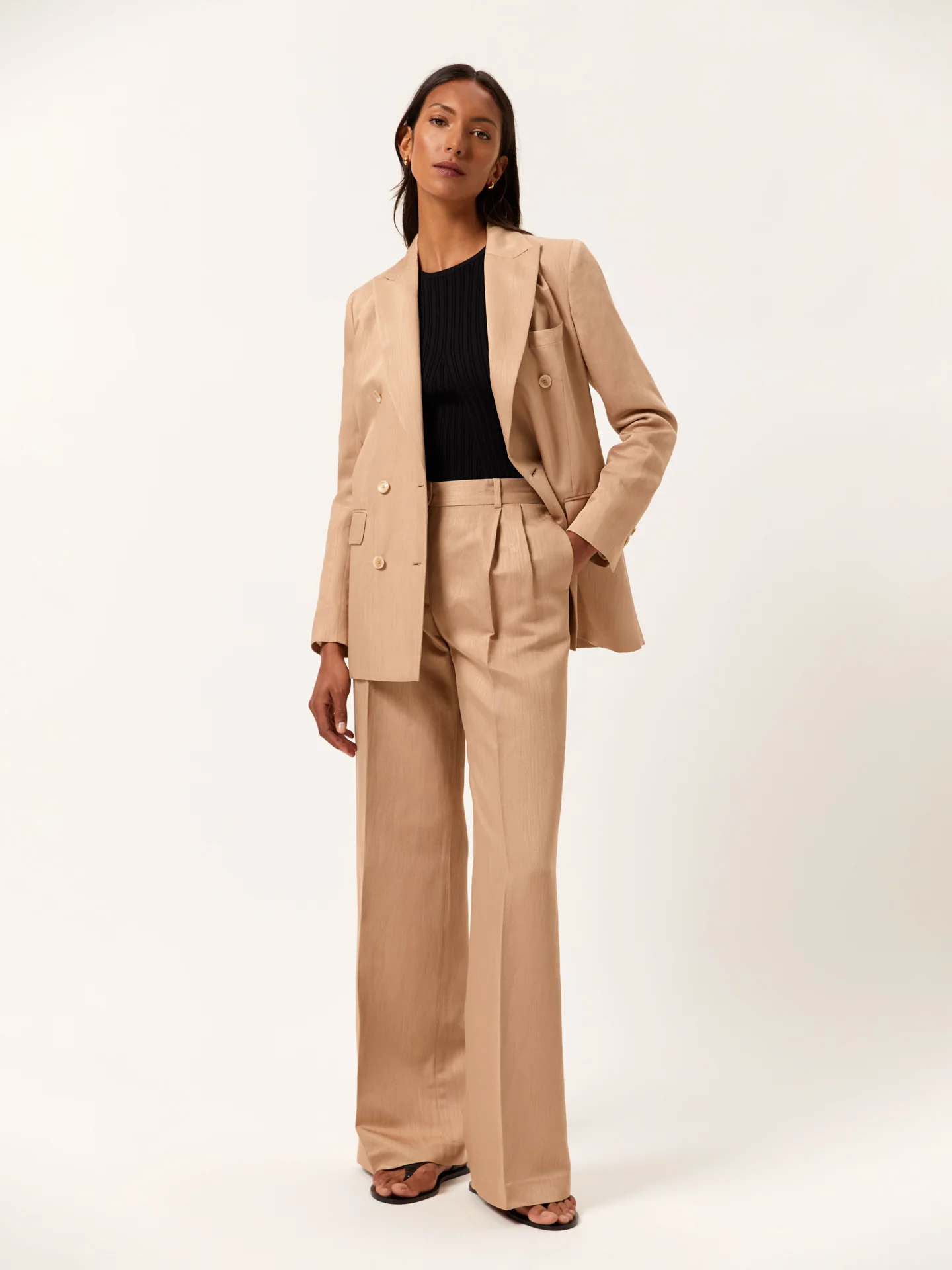 Loose Fit Trousers In Viscose & Linen Blend With Pleats