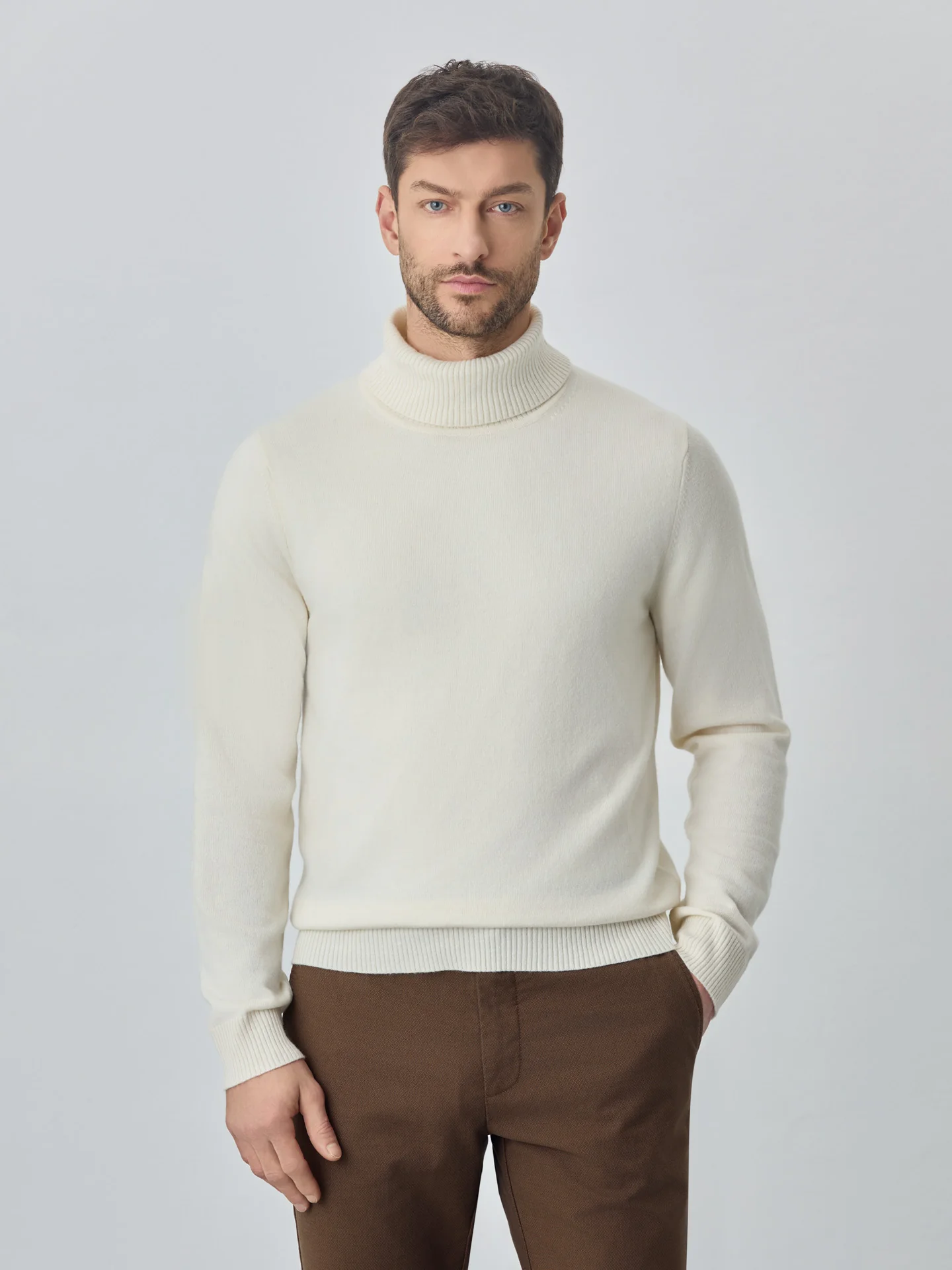 Machine Washable Turtleneck Sweater With Long Sleeves In Lambswool Blend - Image 9