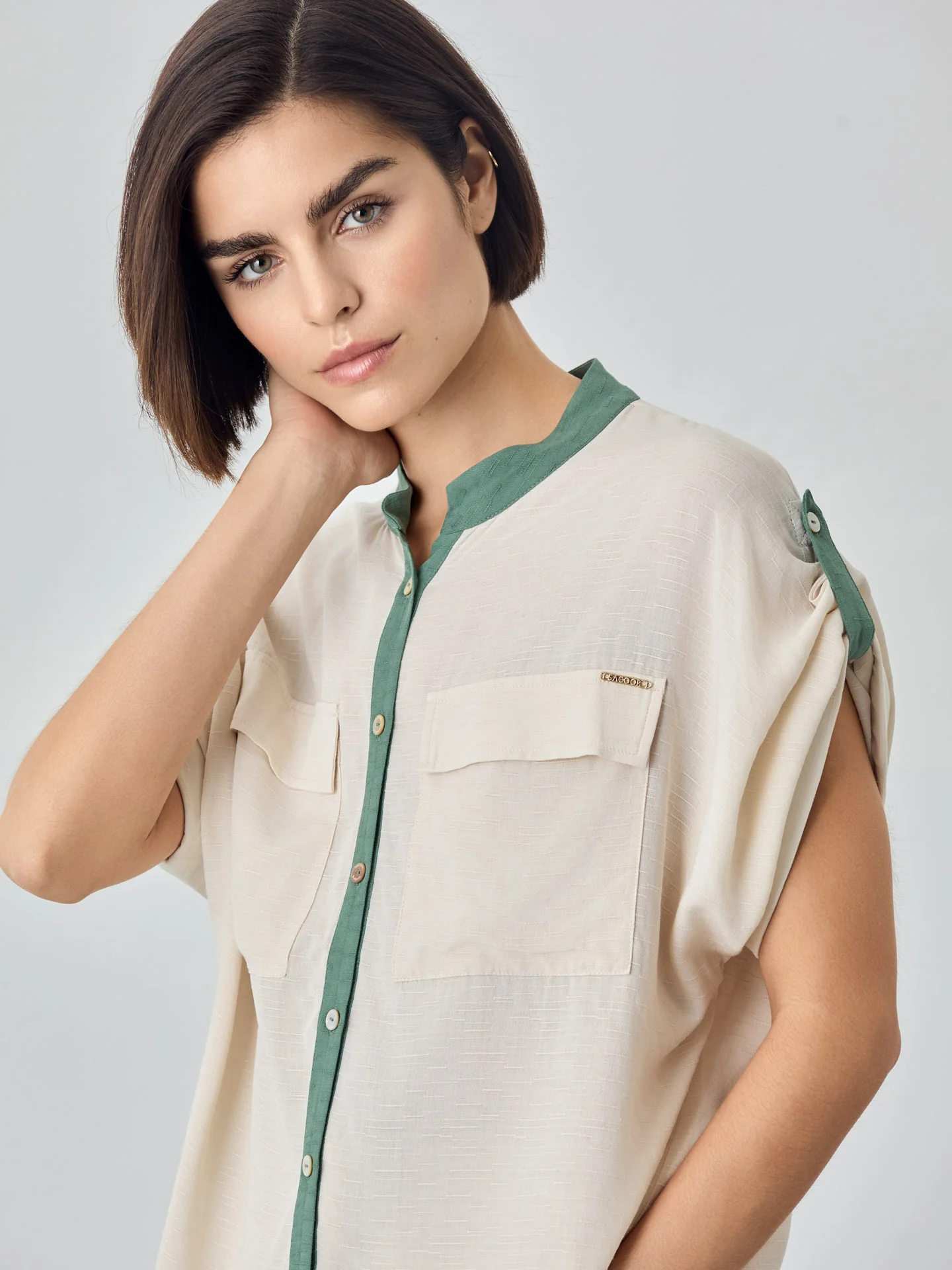 Mao Open Collar Blouse In Rayon Rustic Fabric