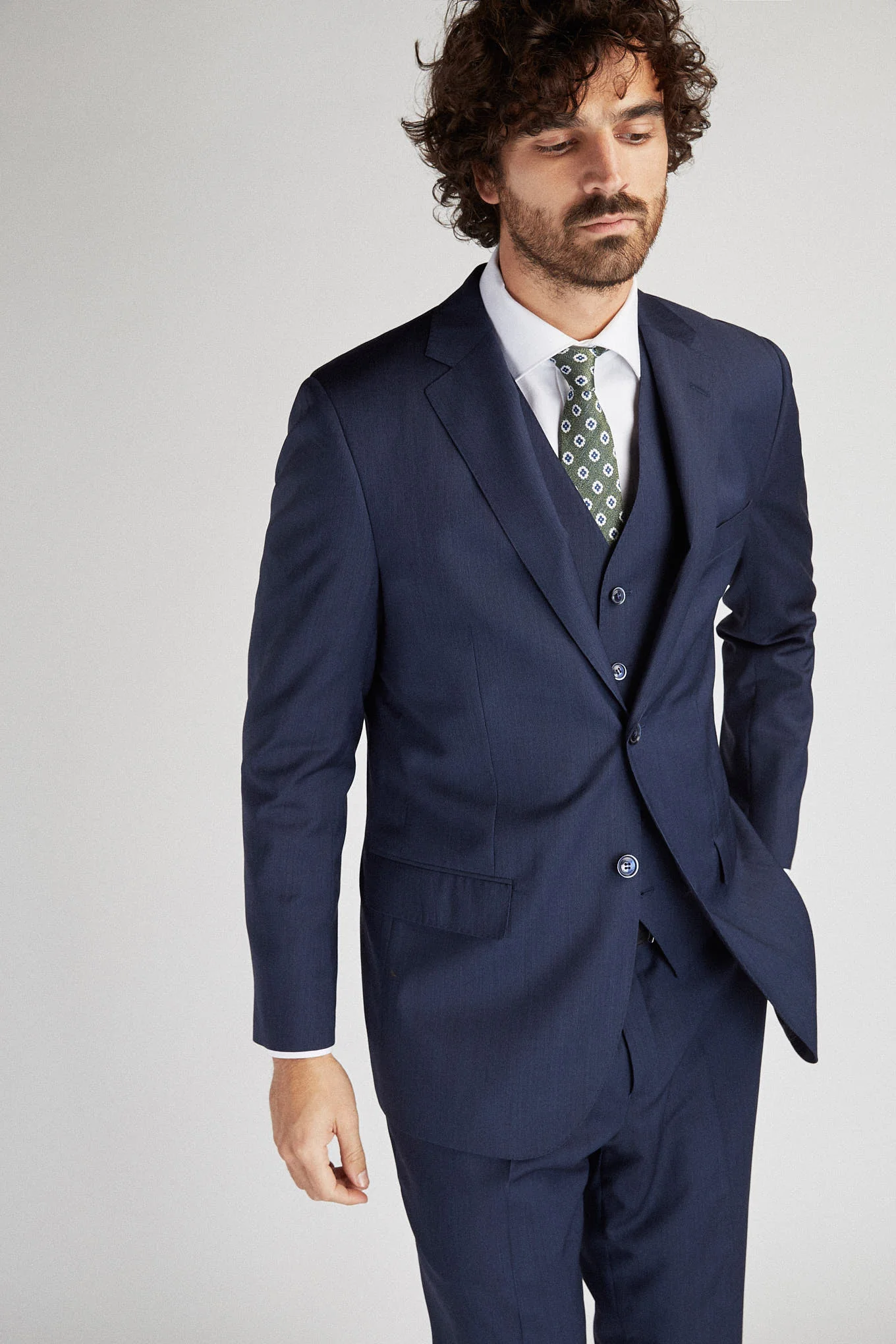 Men's Classic Slim Fit Suit with Pinstripe Waistcoat - Image 2