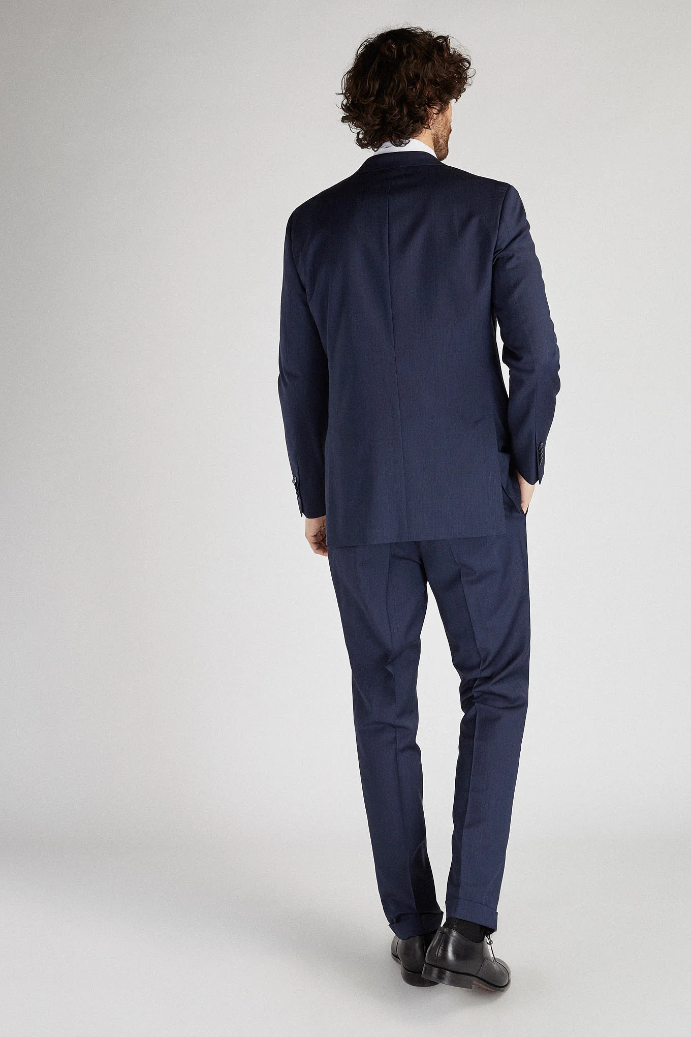 Men's Classic Slim Fit Suit with Pinstripe Waistcoat - Image 3