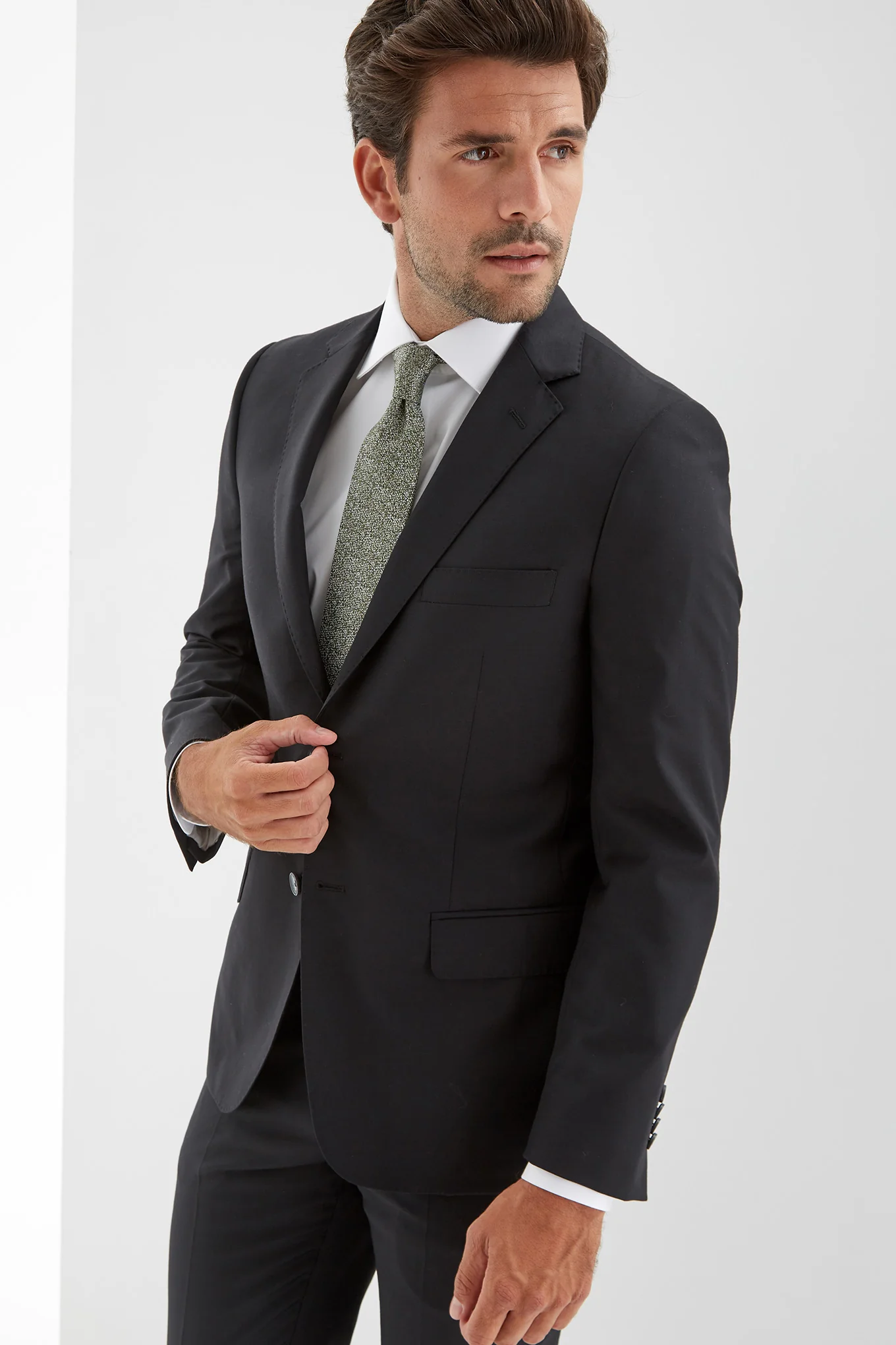 Men's Classic Suit - Image 3