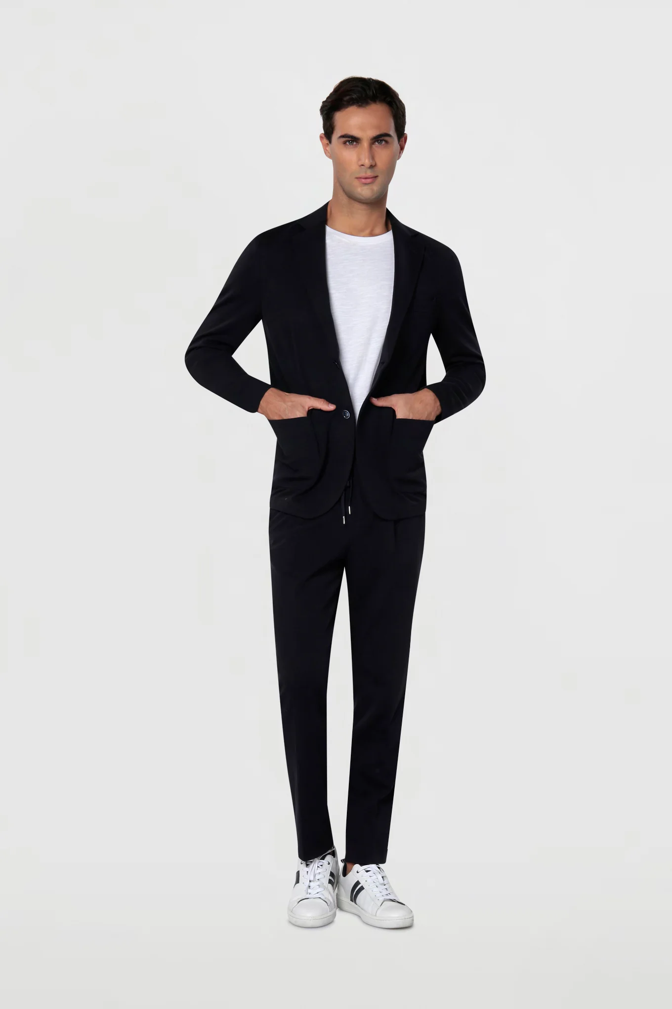 Men's Classic Suit - Image 2