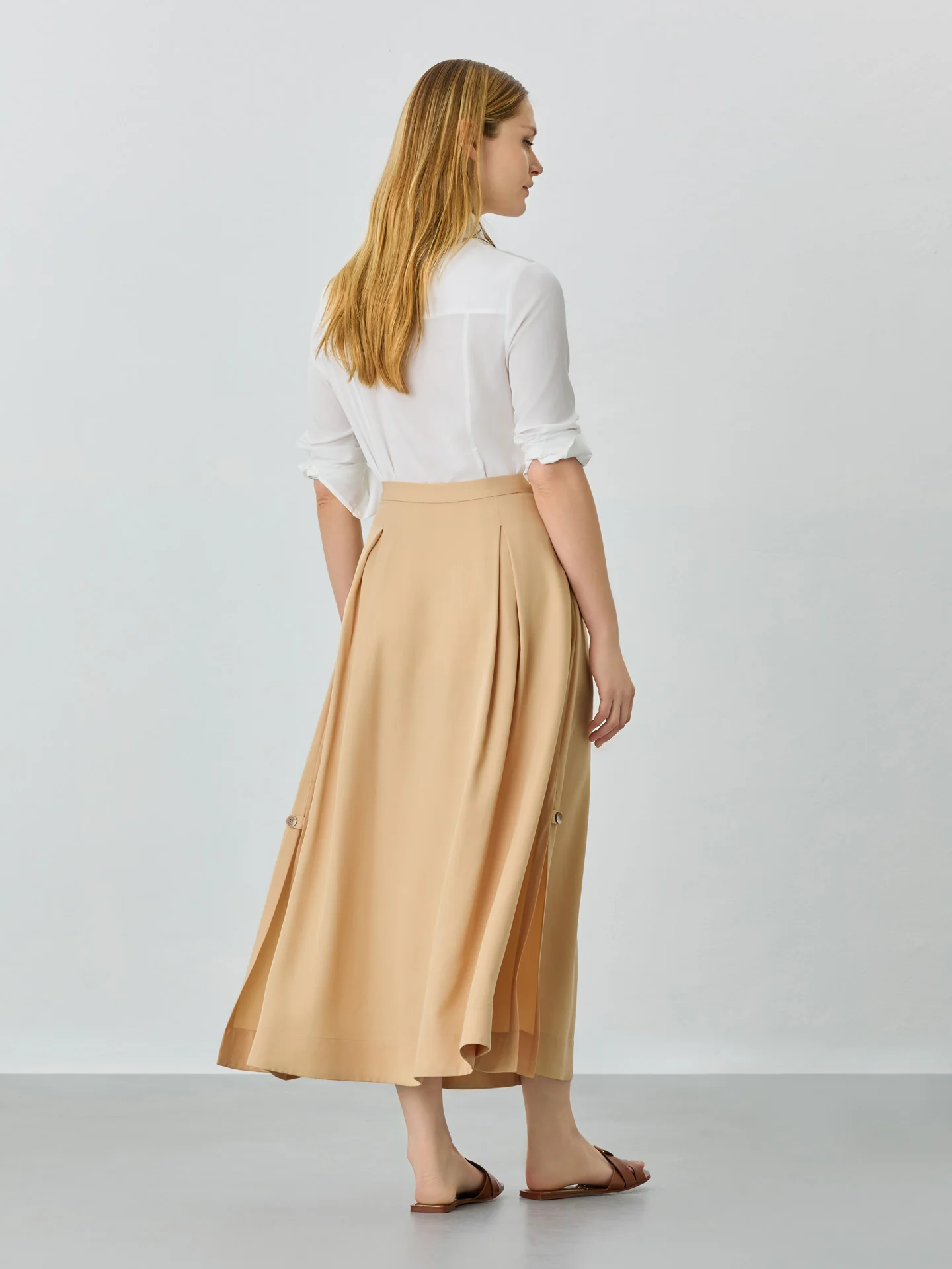 Midi Skirt In Tencel With Slits - Image 3