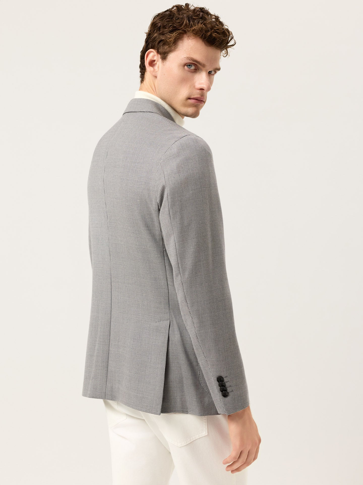 Pied Poule Wool Blazer With Patch Pockets - Image 3