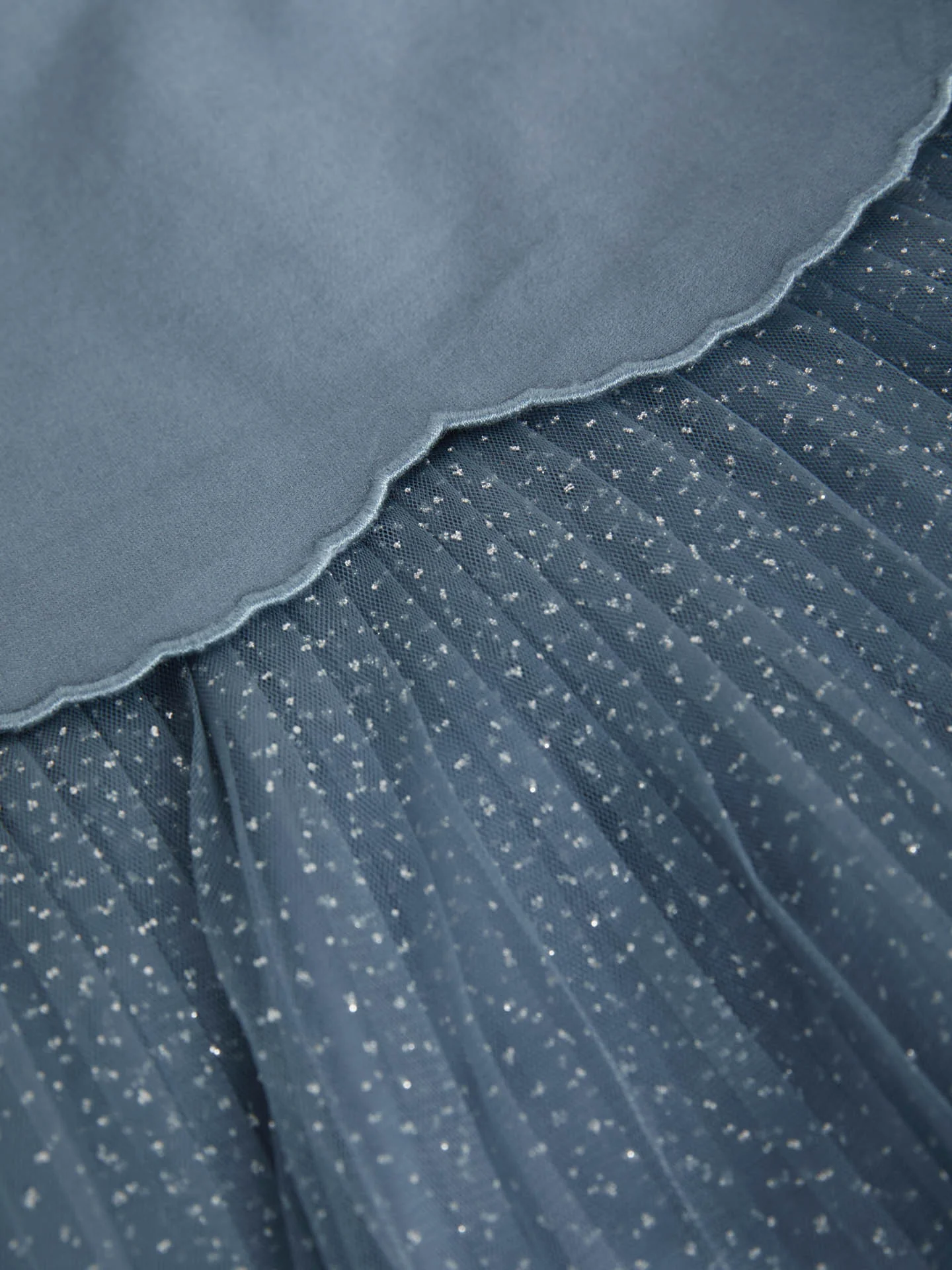Pleated Glitter Tule Sleeveless Dress - Image 3