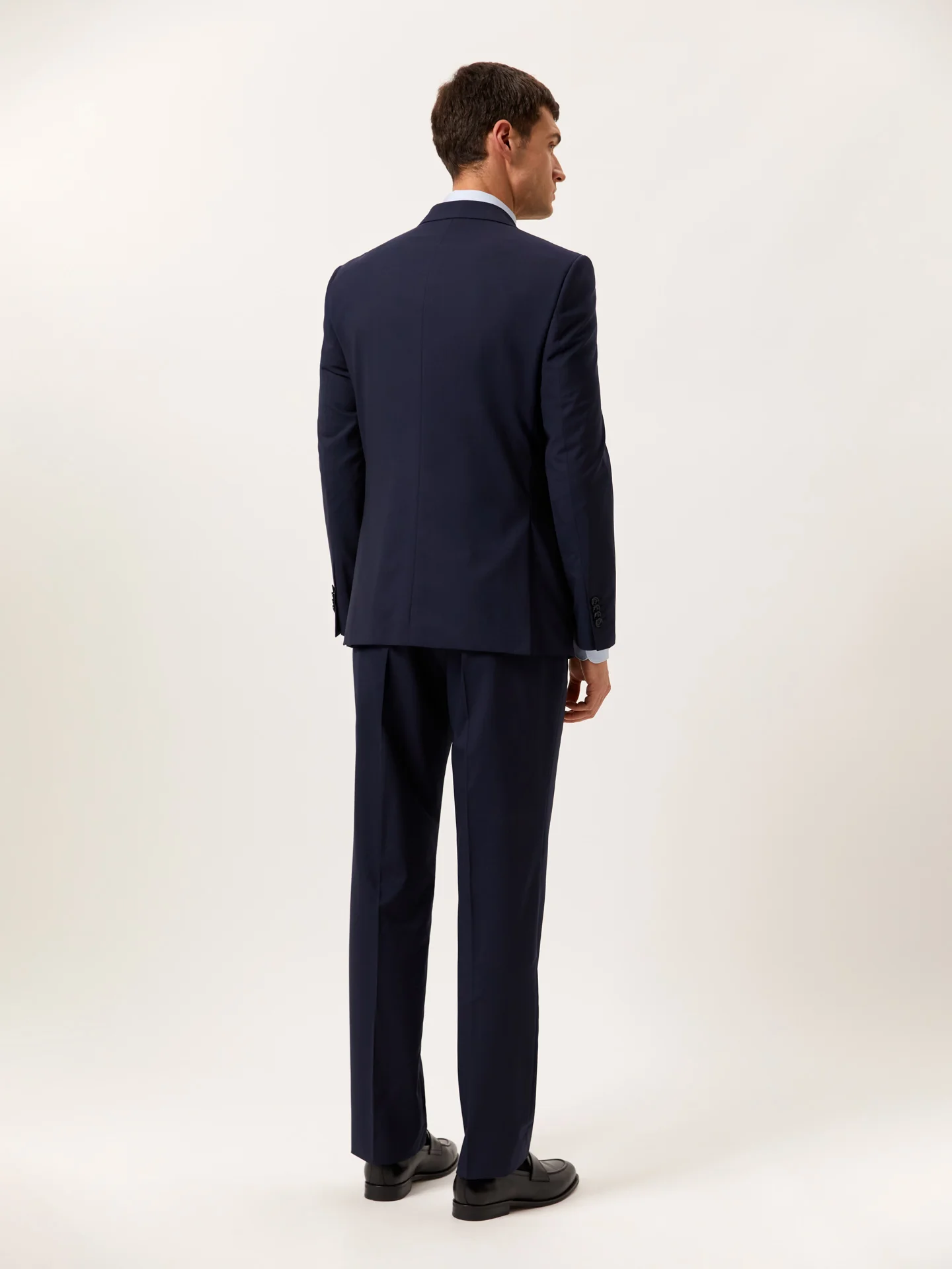 Regular Fit Formal Suit in 100% Wool - Image 2