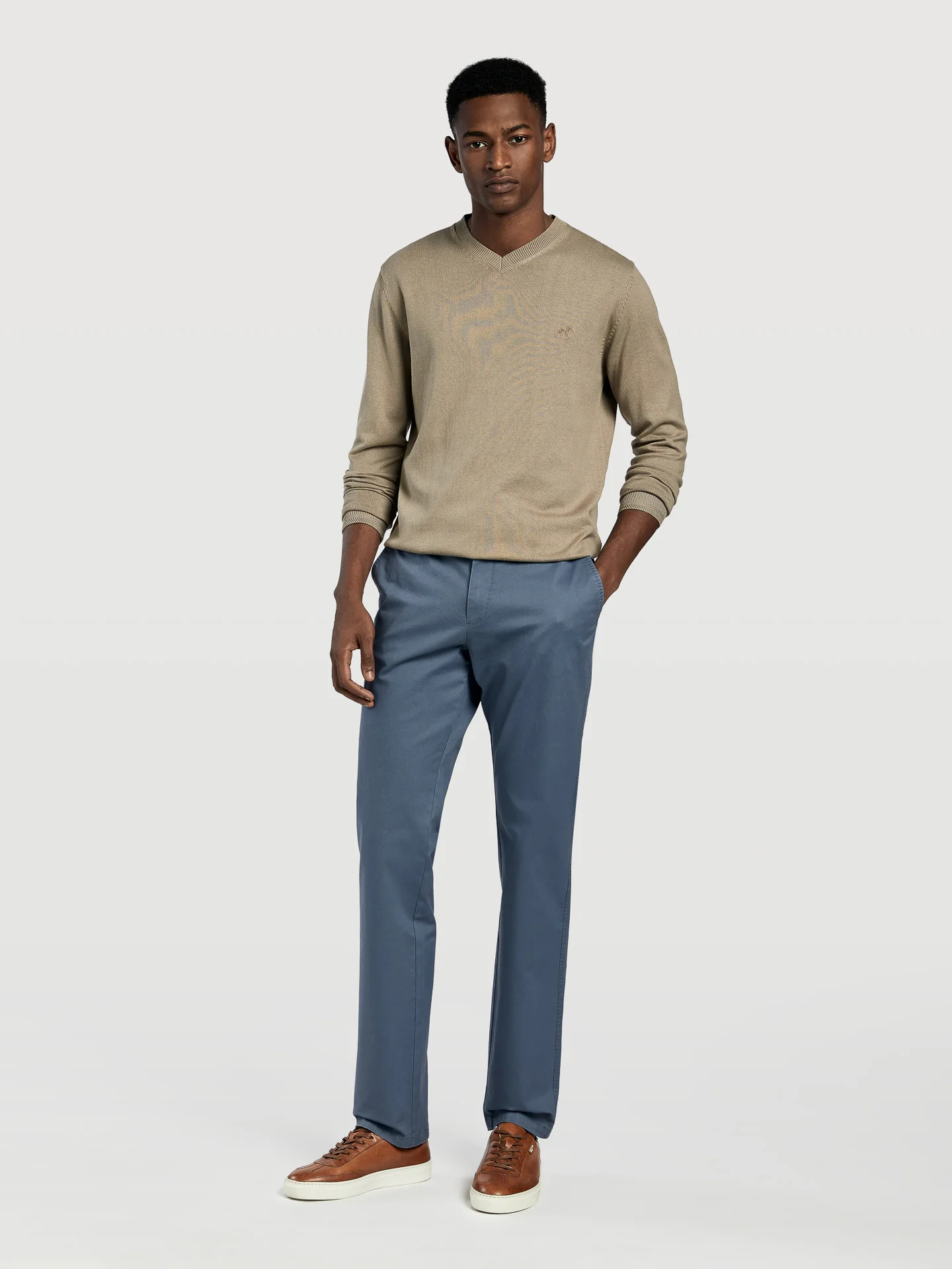 Regular fit garment dye chino trousers - Image 15