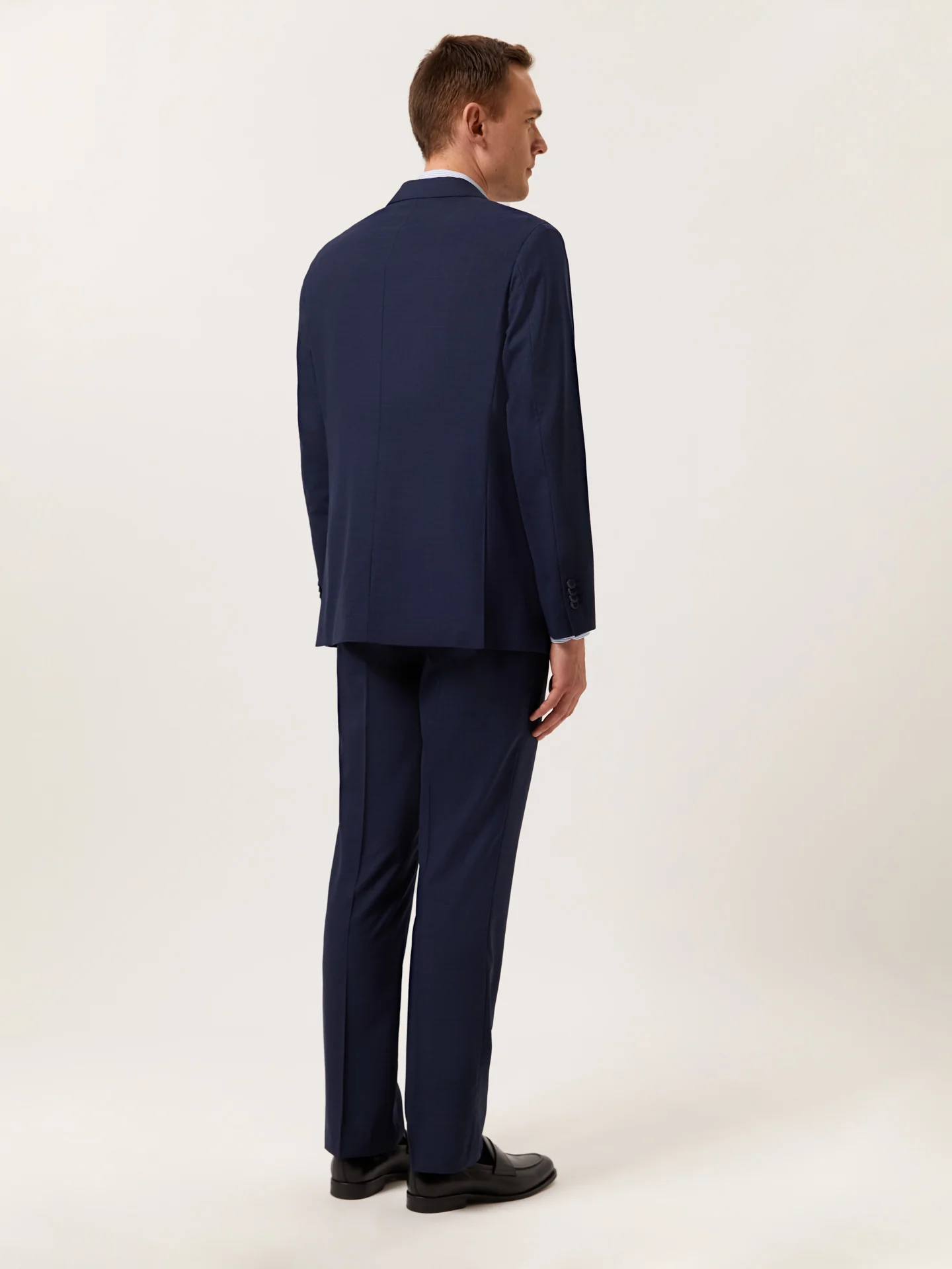 Regular Fit Nailhead Suit in Wool - Image 4
