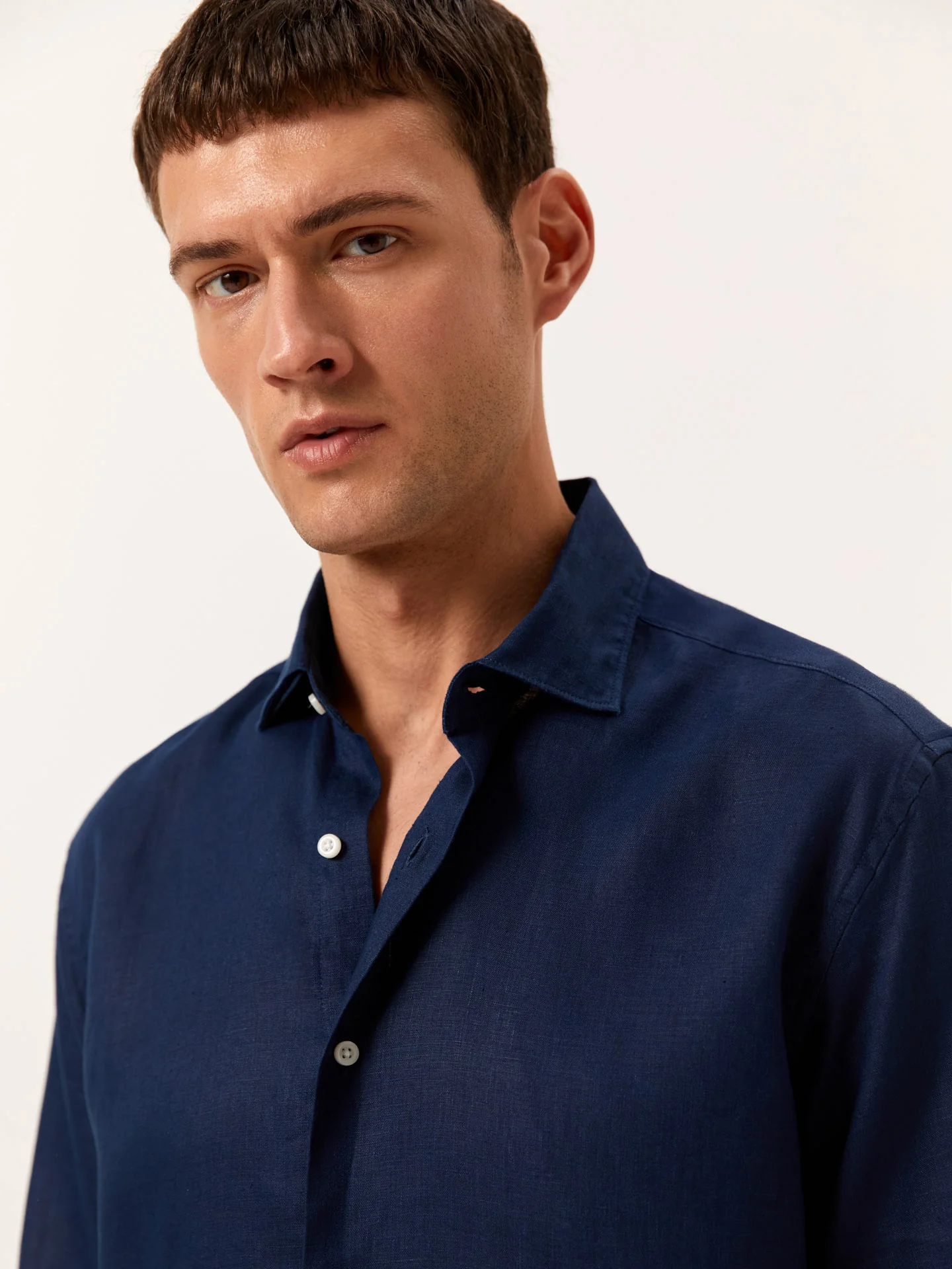 Regular Fit Open Shirt in 100% Linen
