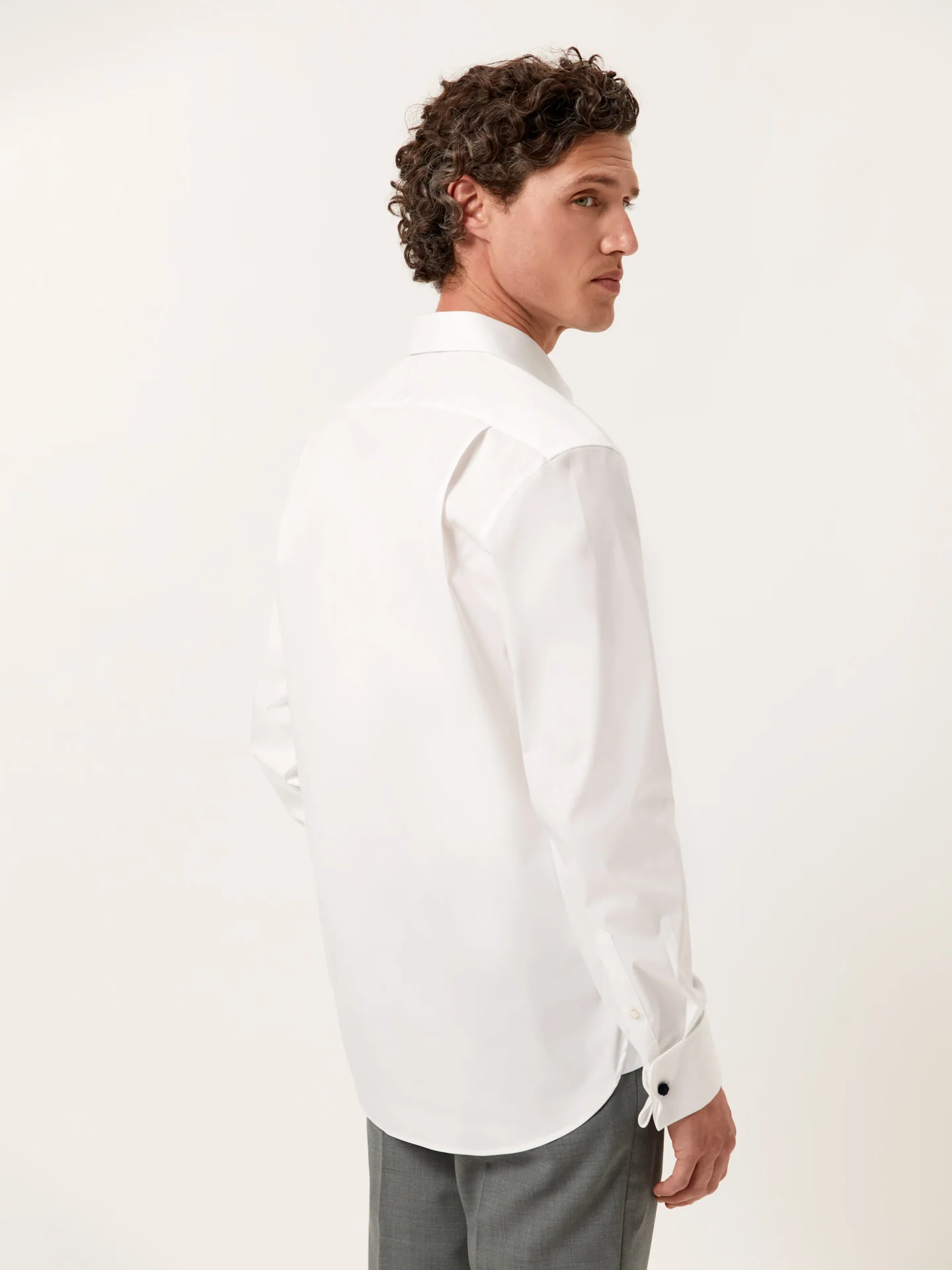 Regular Fit Performance Poplin with Oxford Collar and Double Cuffs - Image 7