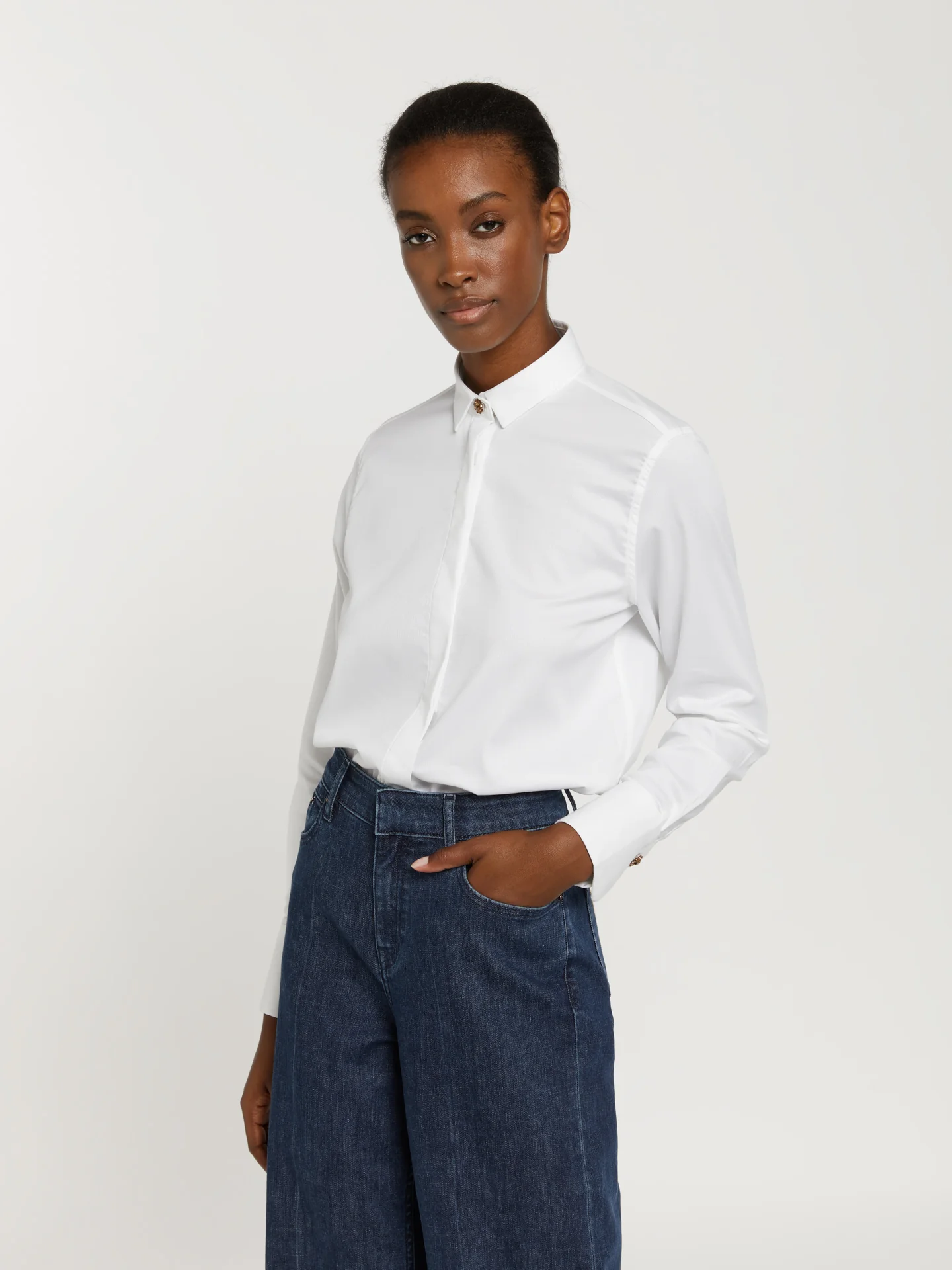 Shirt with back box pleat - Image 2