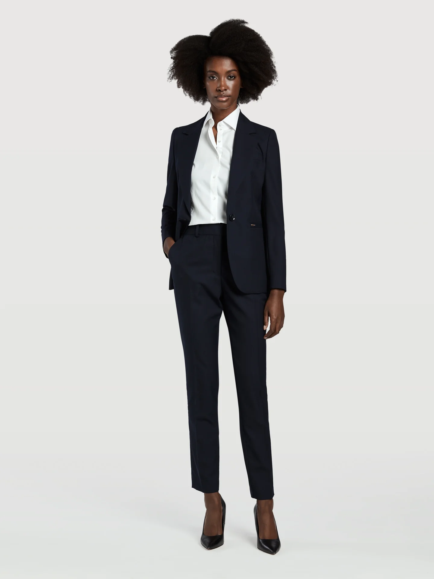 Single Breasted Dark Blue Suit - Image 2