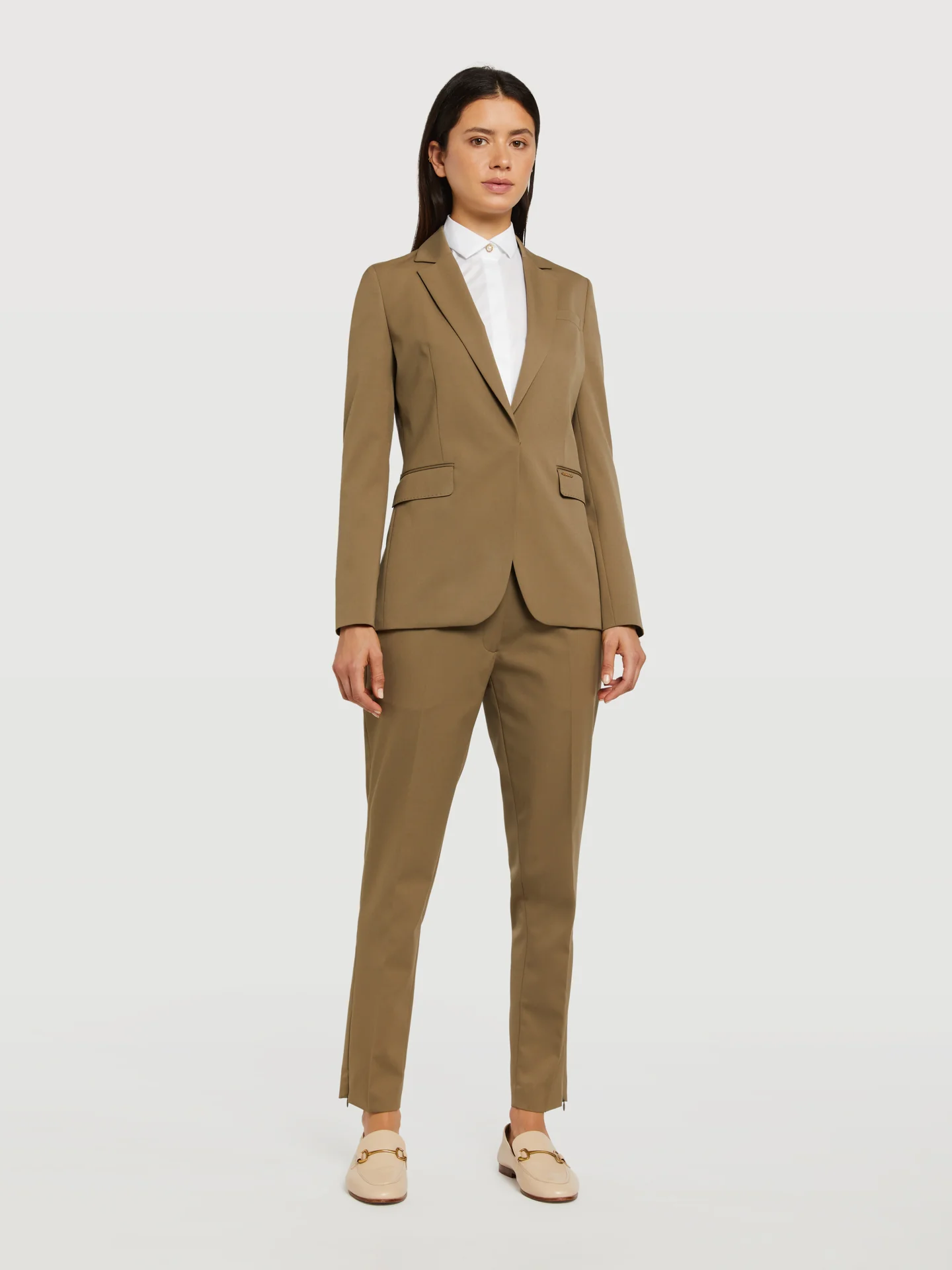 Single breasted suit with belt detail