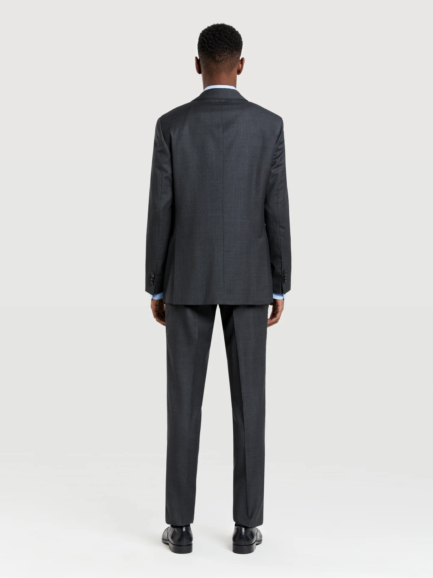 Slim fit 4 seasons birdeye italian fabric suit - Image 3