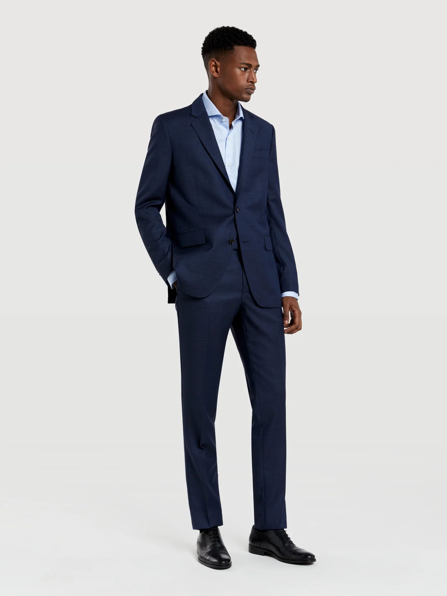 Slim fit 4 seasons birdeye italian fabric suit - Image 2