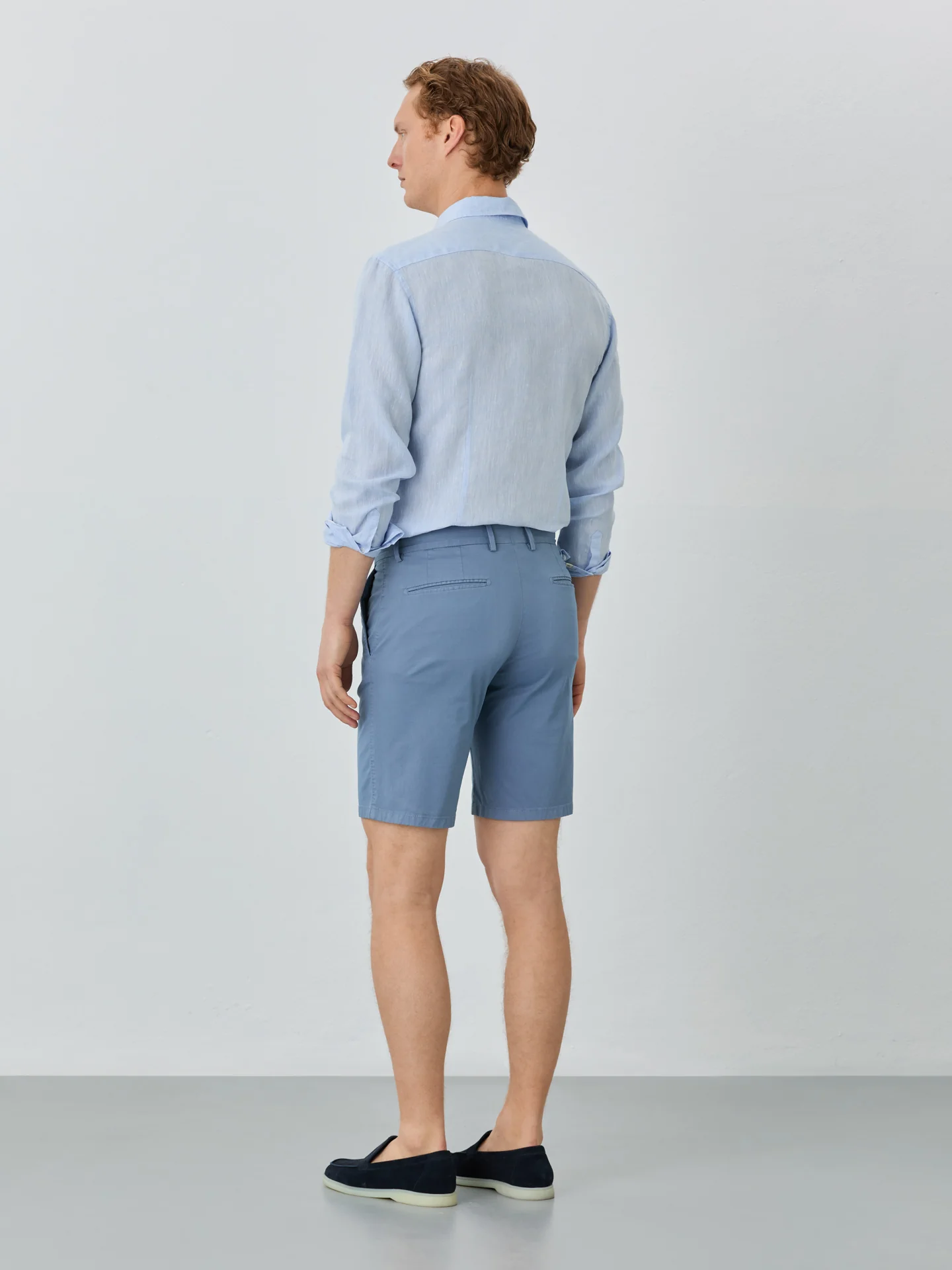 Slim Fit Bermuda Shorts In Blended Cotton - Image 27