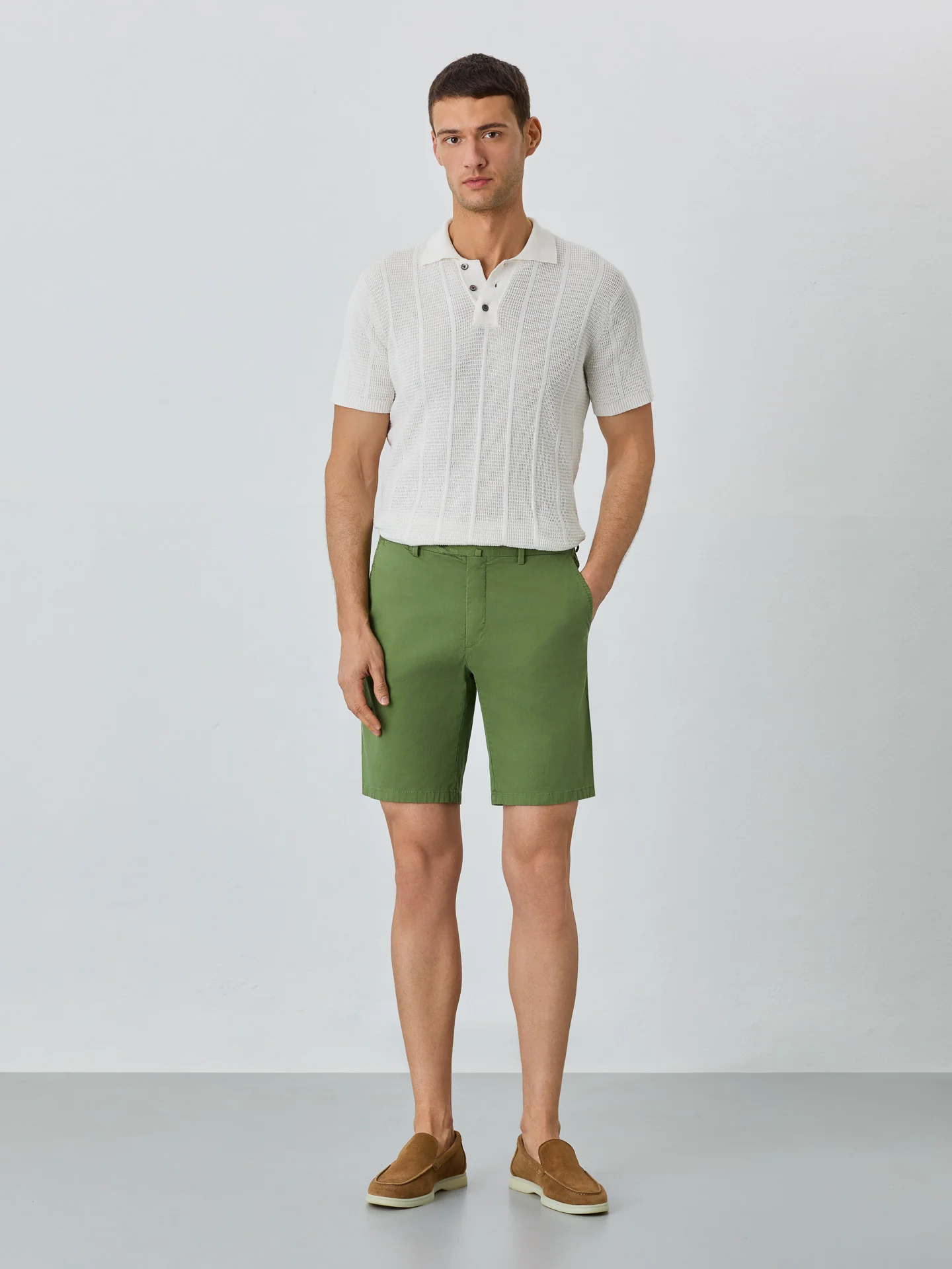 Slim Fit Bermuda Shorts In Blended Cotton - Image 28