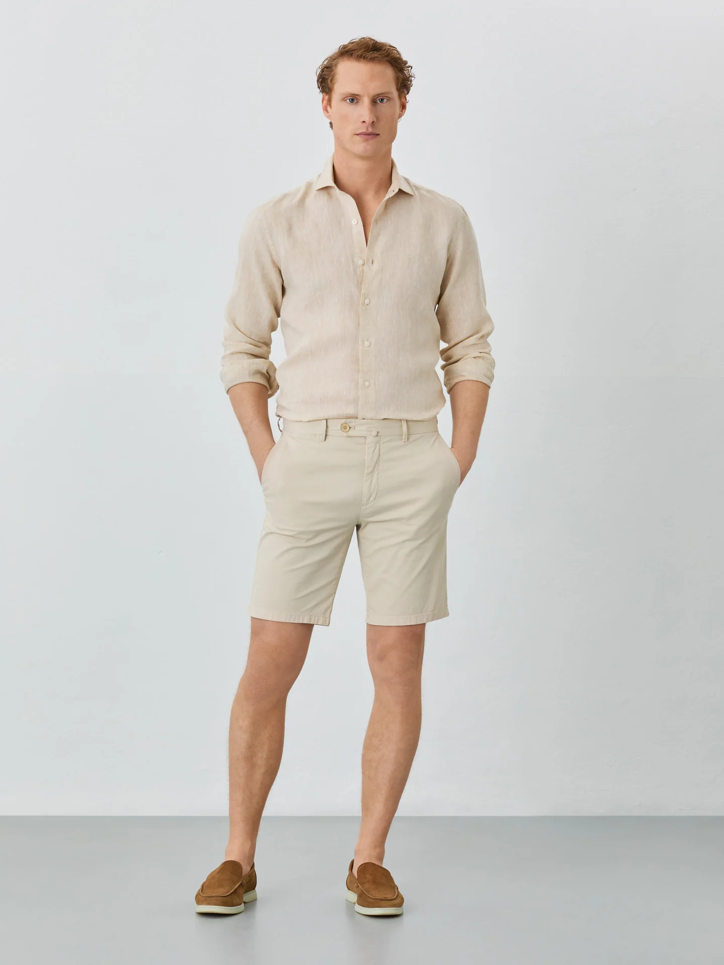 Slim Fit Bermuda Shorts In Blended Cotton - Image 7