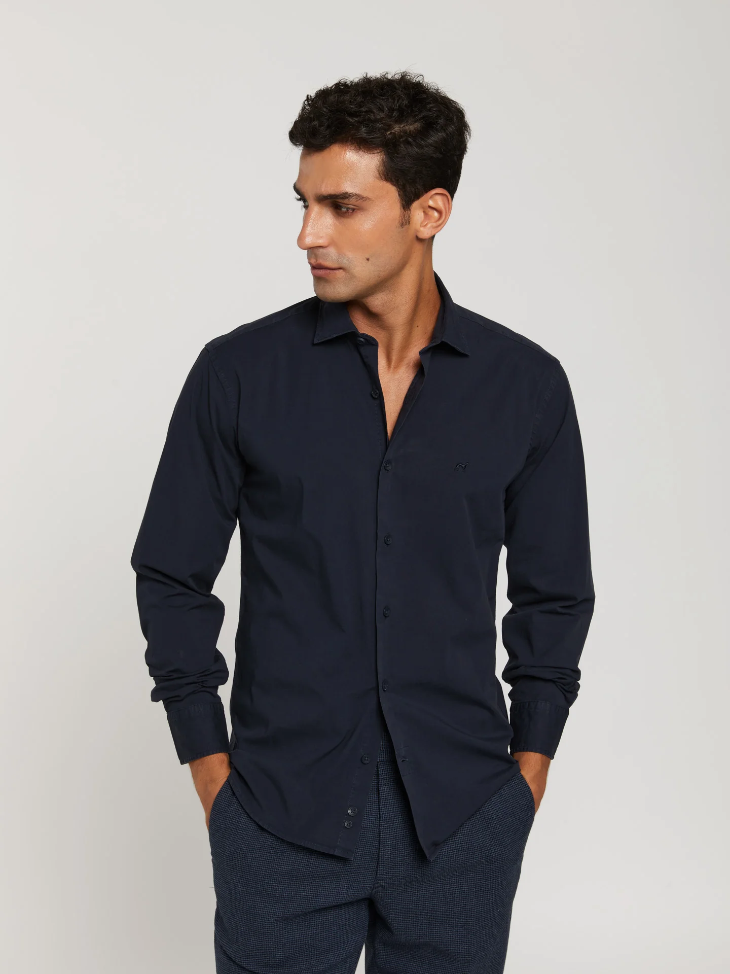 Slim fit comfort poplin garment dye shirt - Image 5
