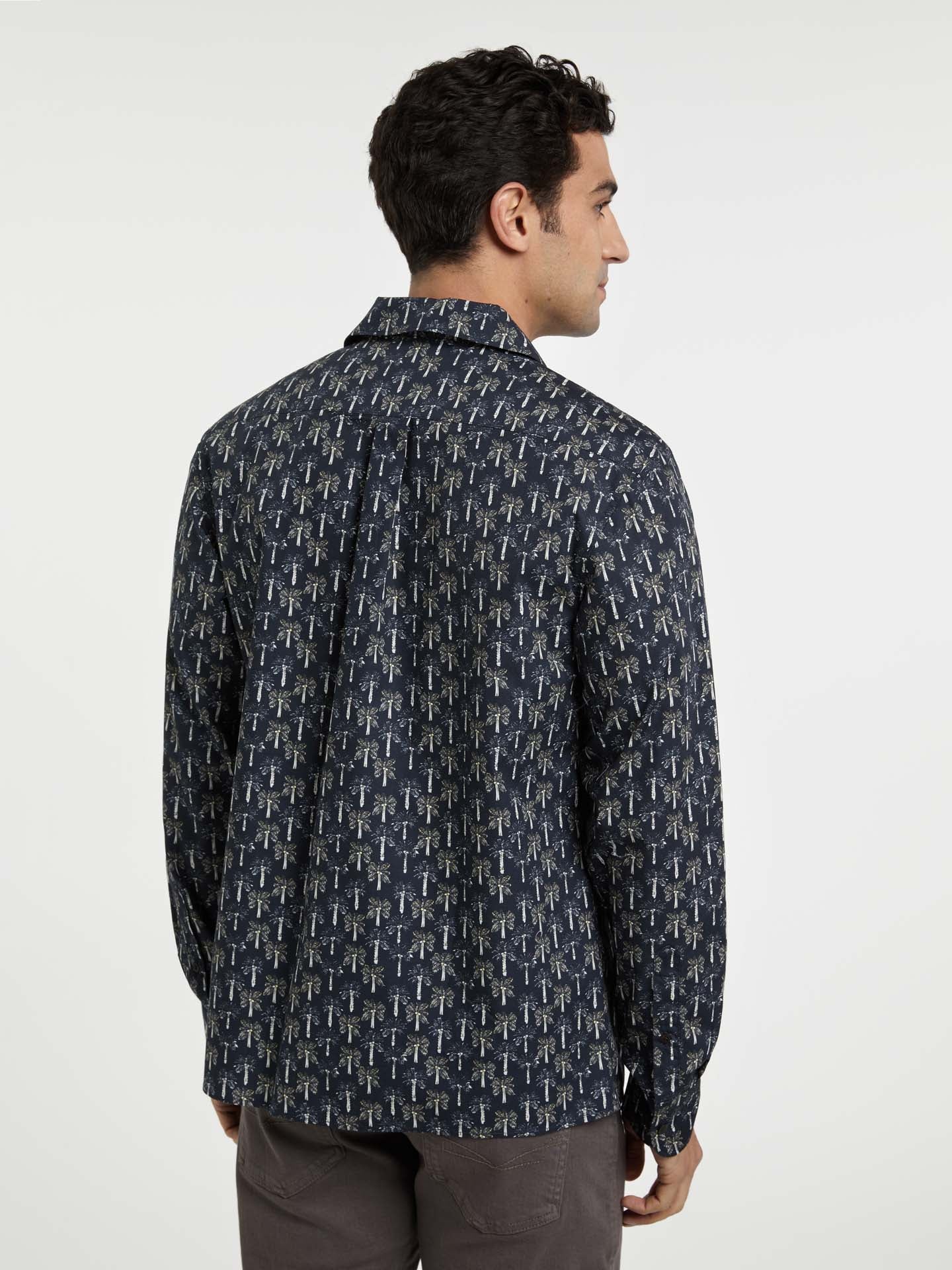Slim fit cuba collar special edition print shirt - Image 3