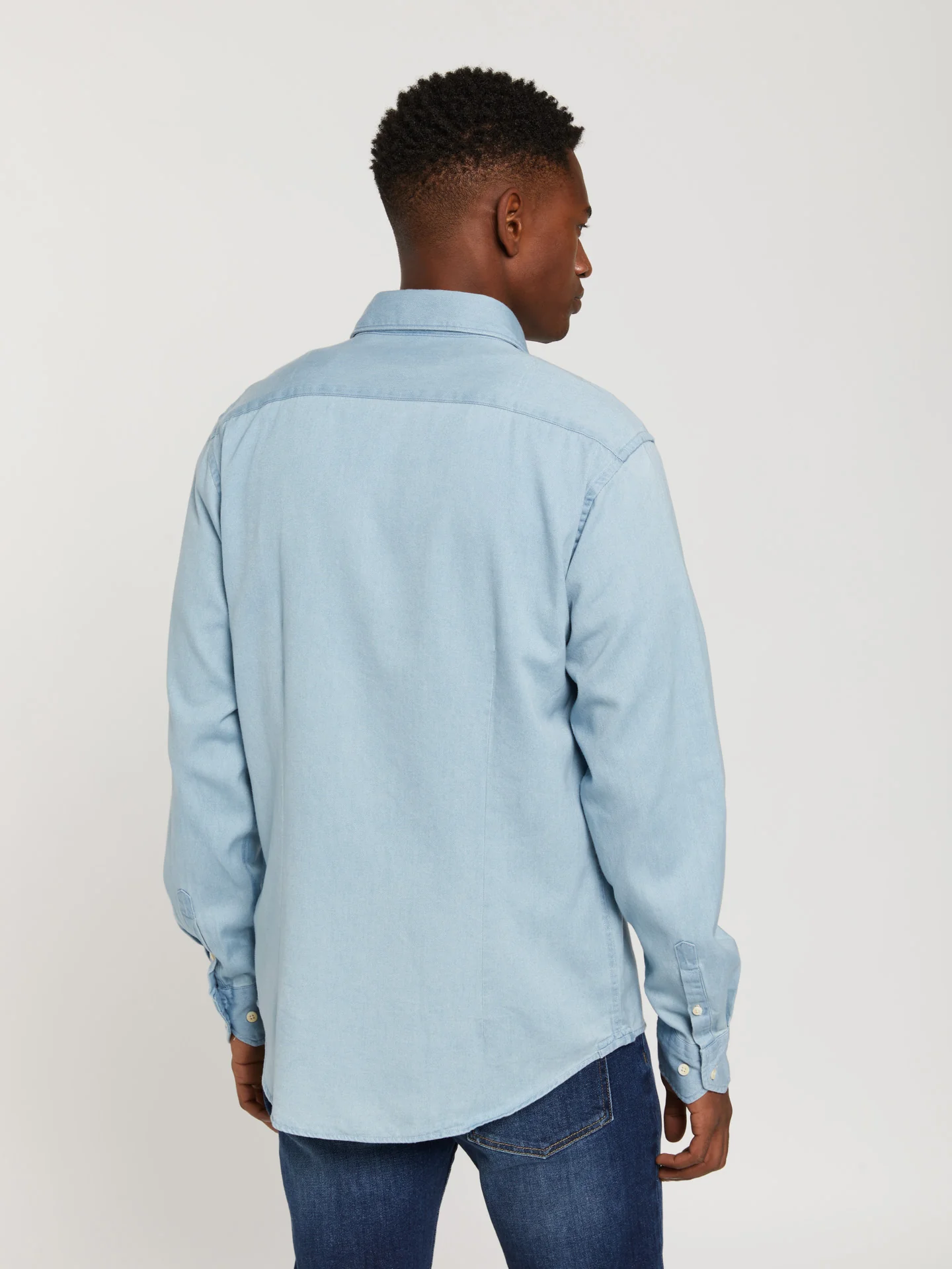 Slim fit denim capsule shirt - Image 4